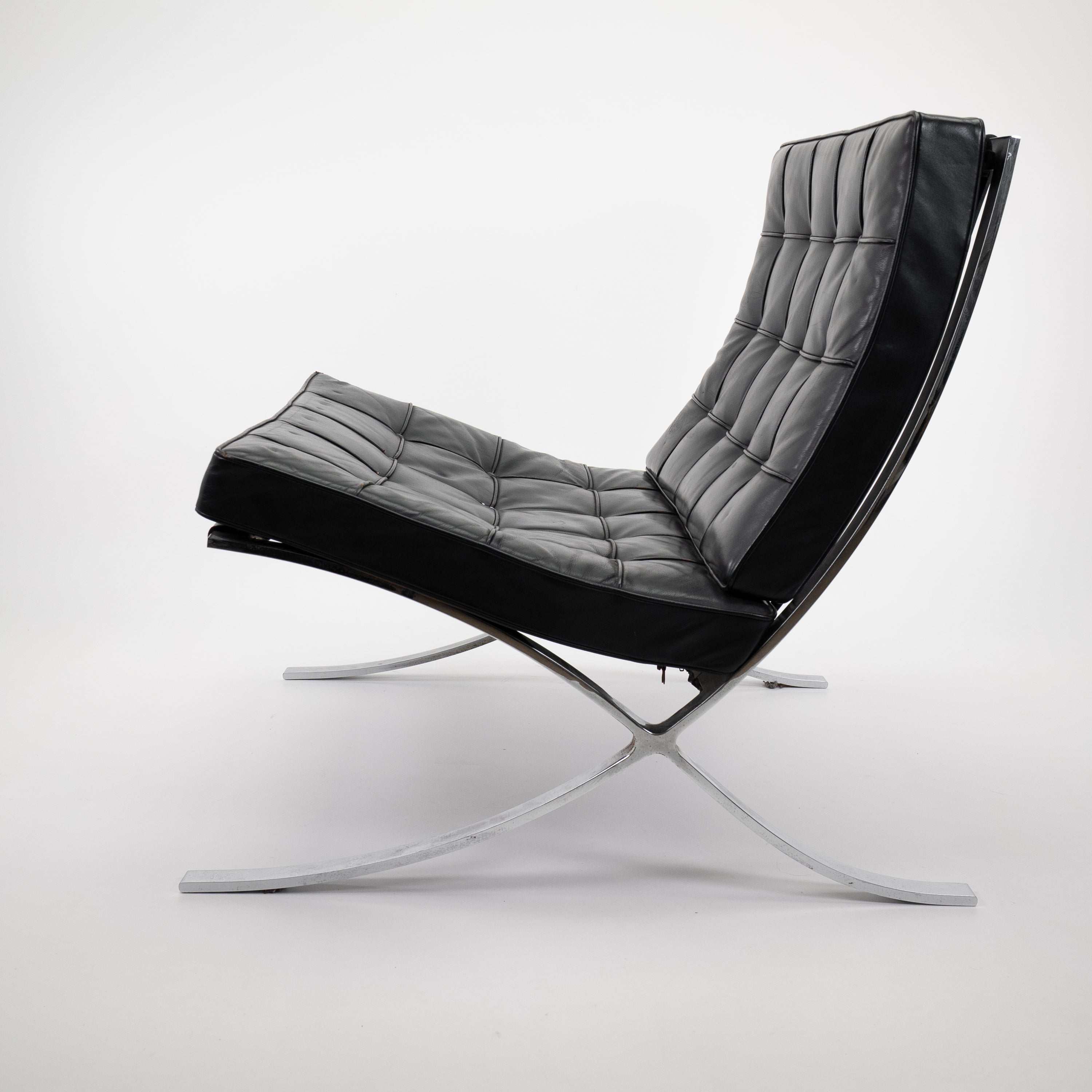 Knoll International | Barcelona Chair mit Ottoman