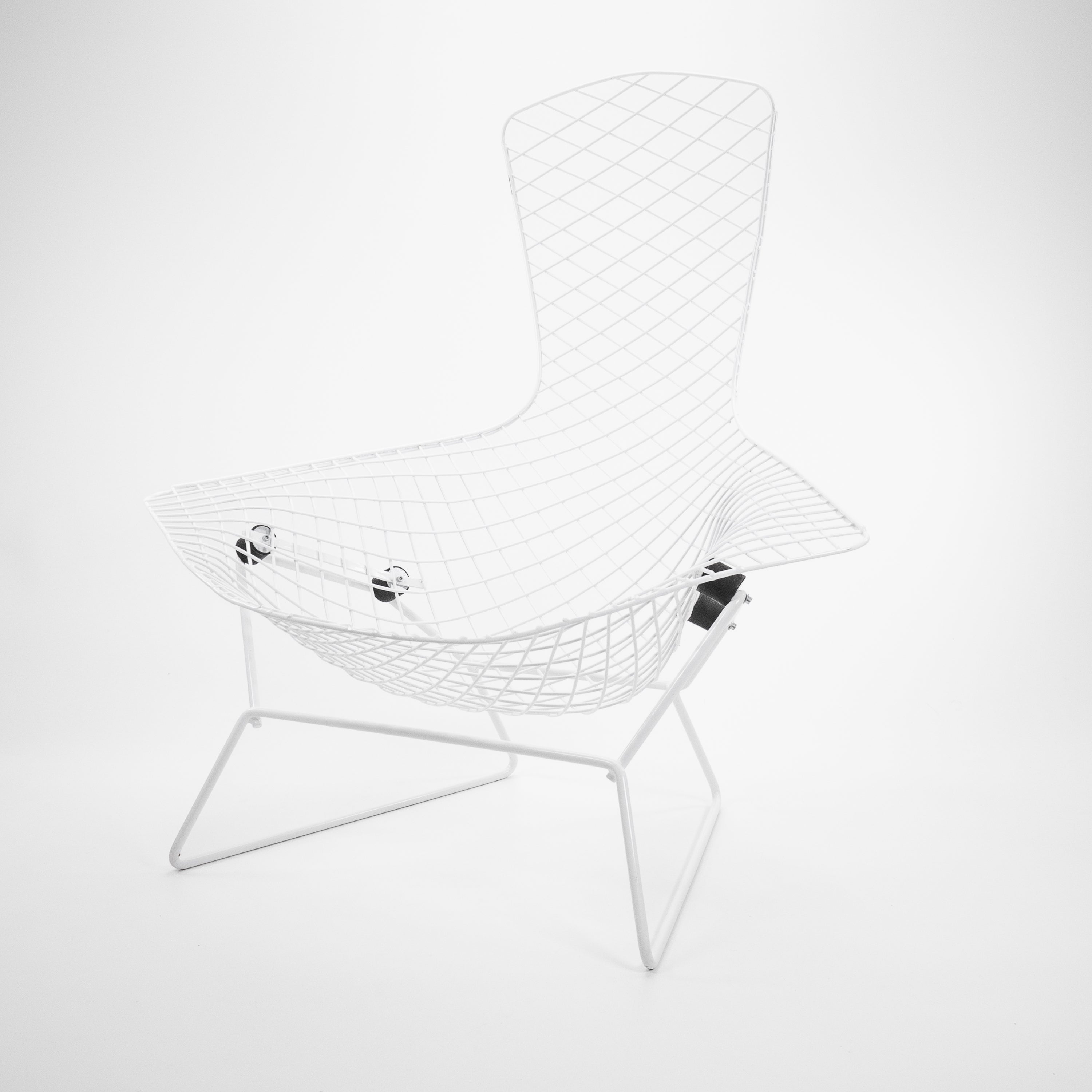 BirdChair-KnollInternational-BZustand-Gestell-Weiss-01.jpg