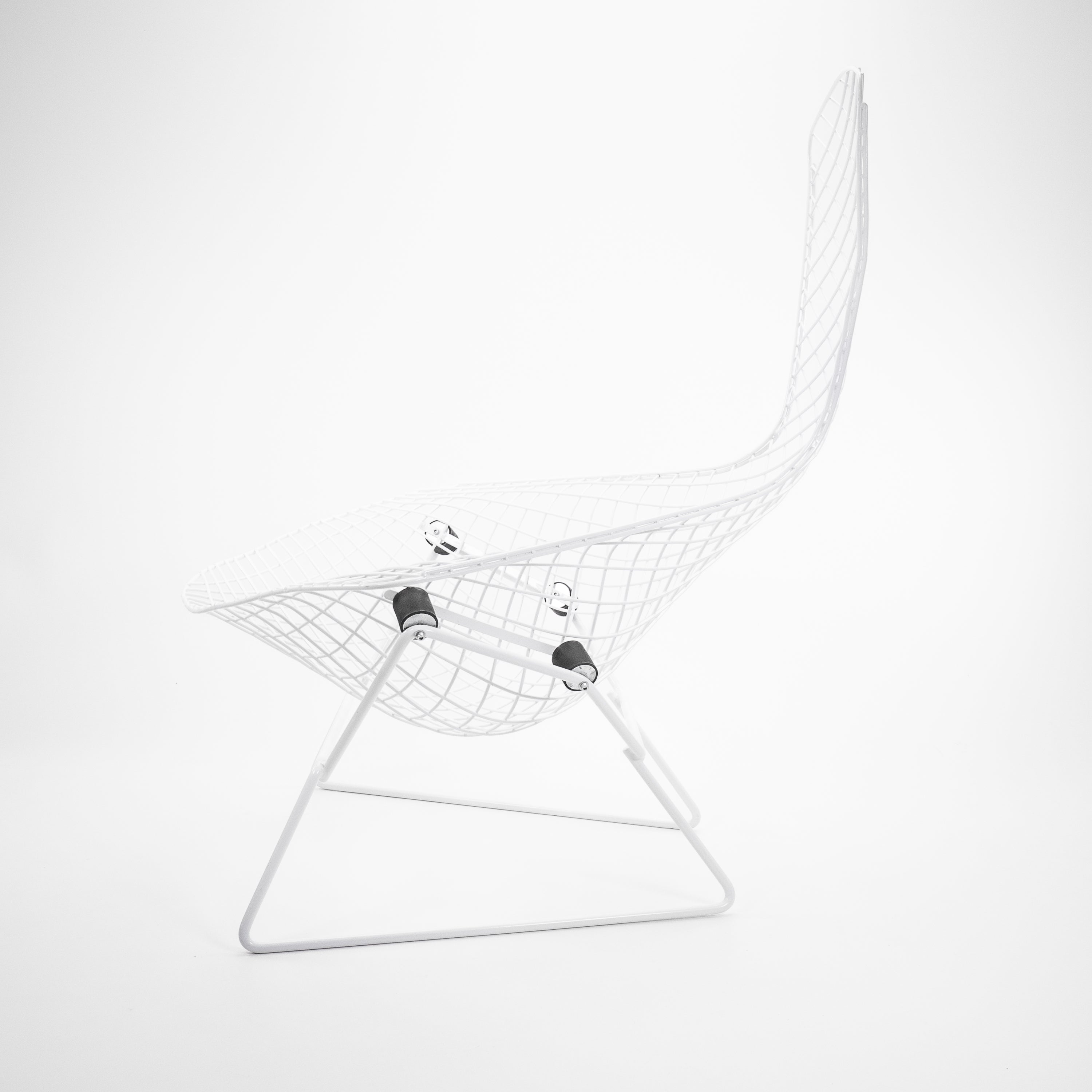 BirdChair-KnollInternational-BZustand-Gestell-Weiss-02.jpg