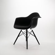 Vitra | DAW Plastic Armchair Vollpolster