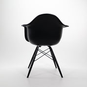 Vitra | DAW Plastic Armchair Vollpolster