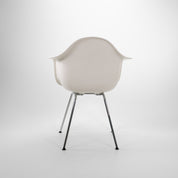 Vitra | DAX Plastic Armchair