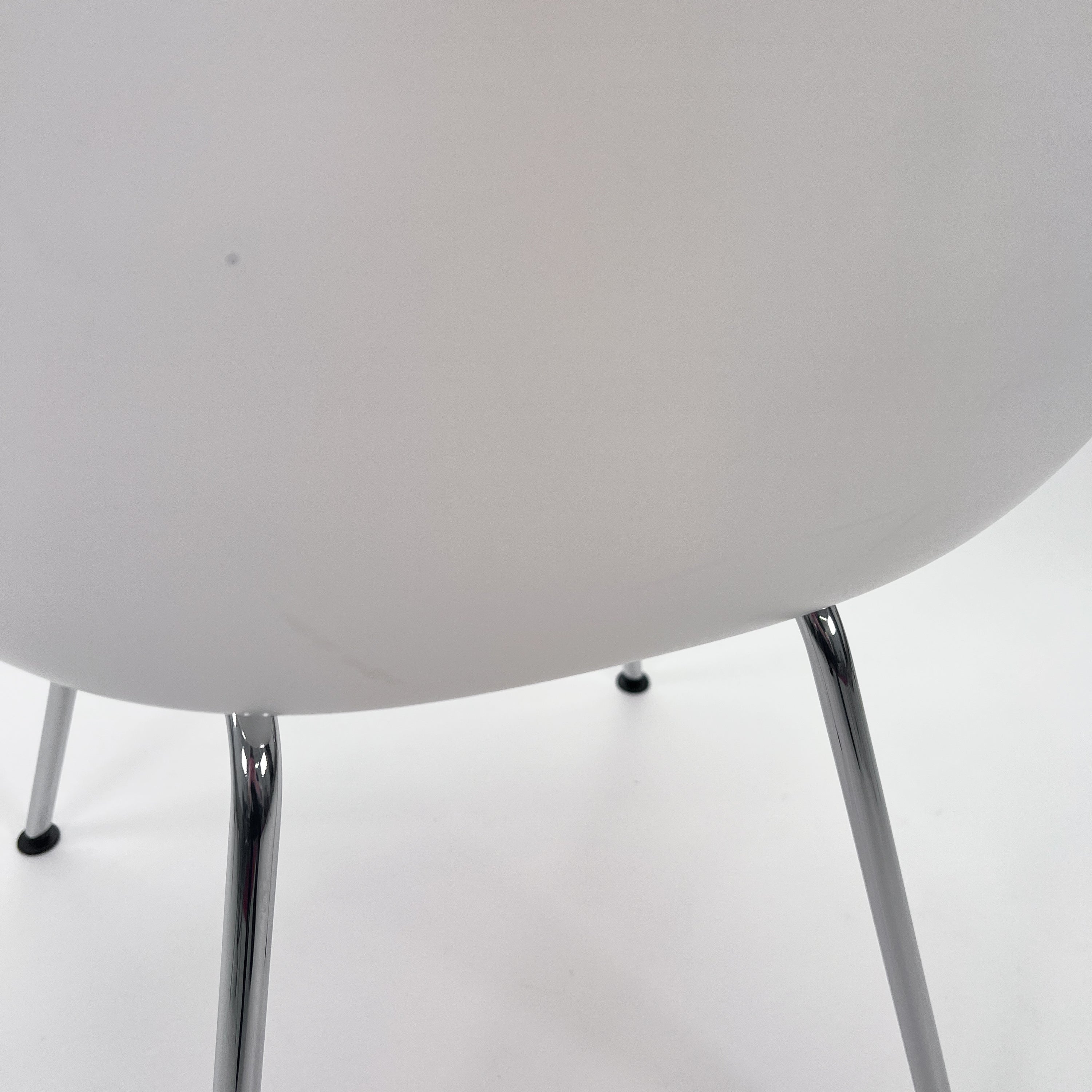 Vitra | DAX Plastic Armchair