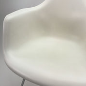 Vitra | DAX Plastic Armchair