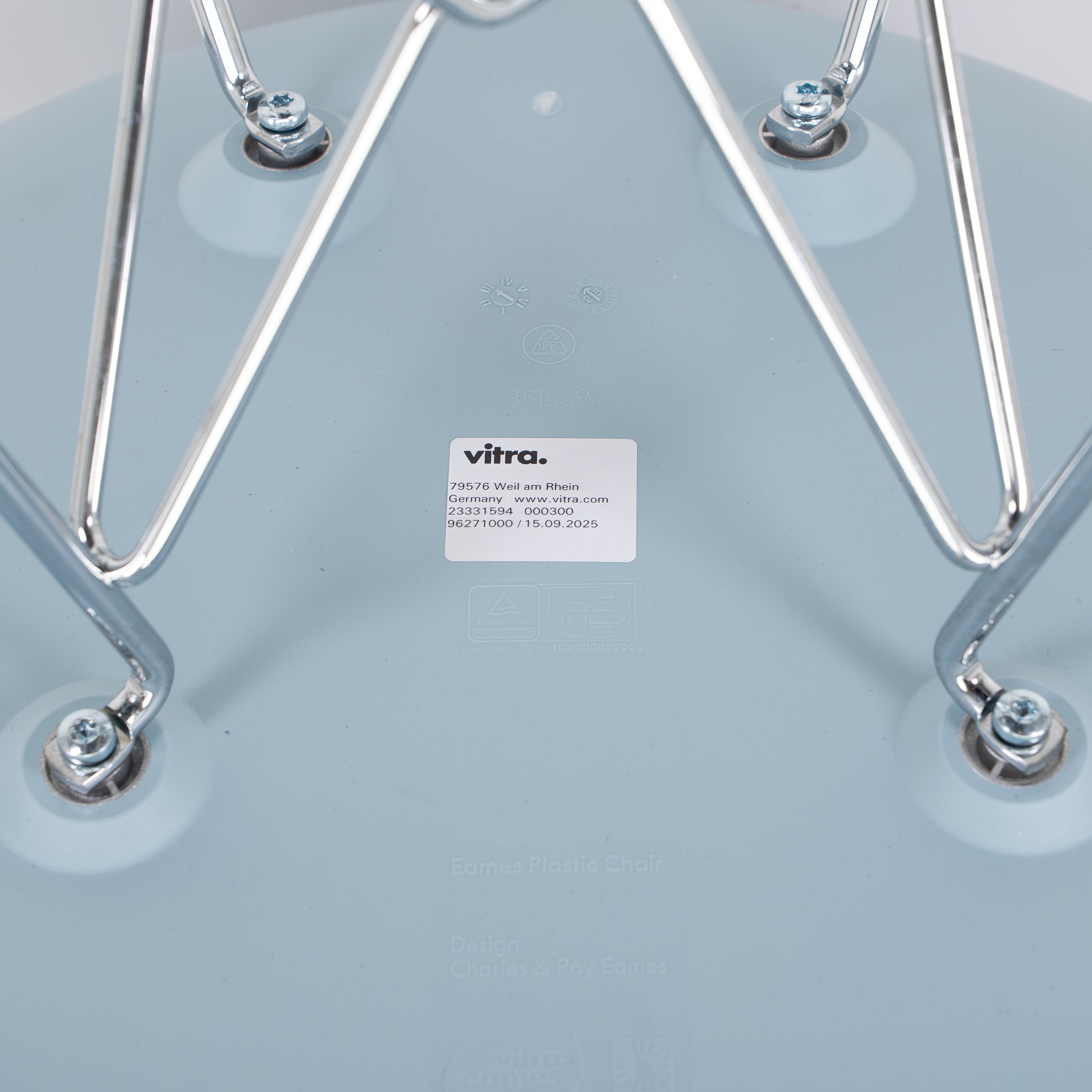 Vitra | DSR Side Chair