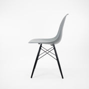 Vitra | DSW Side Chair