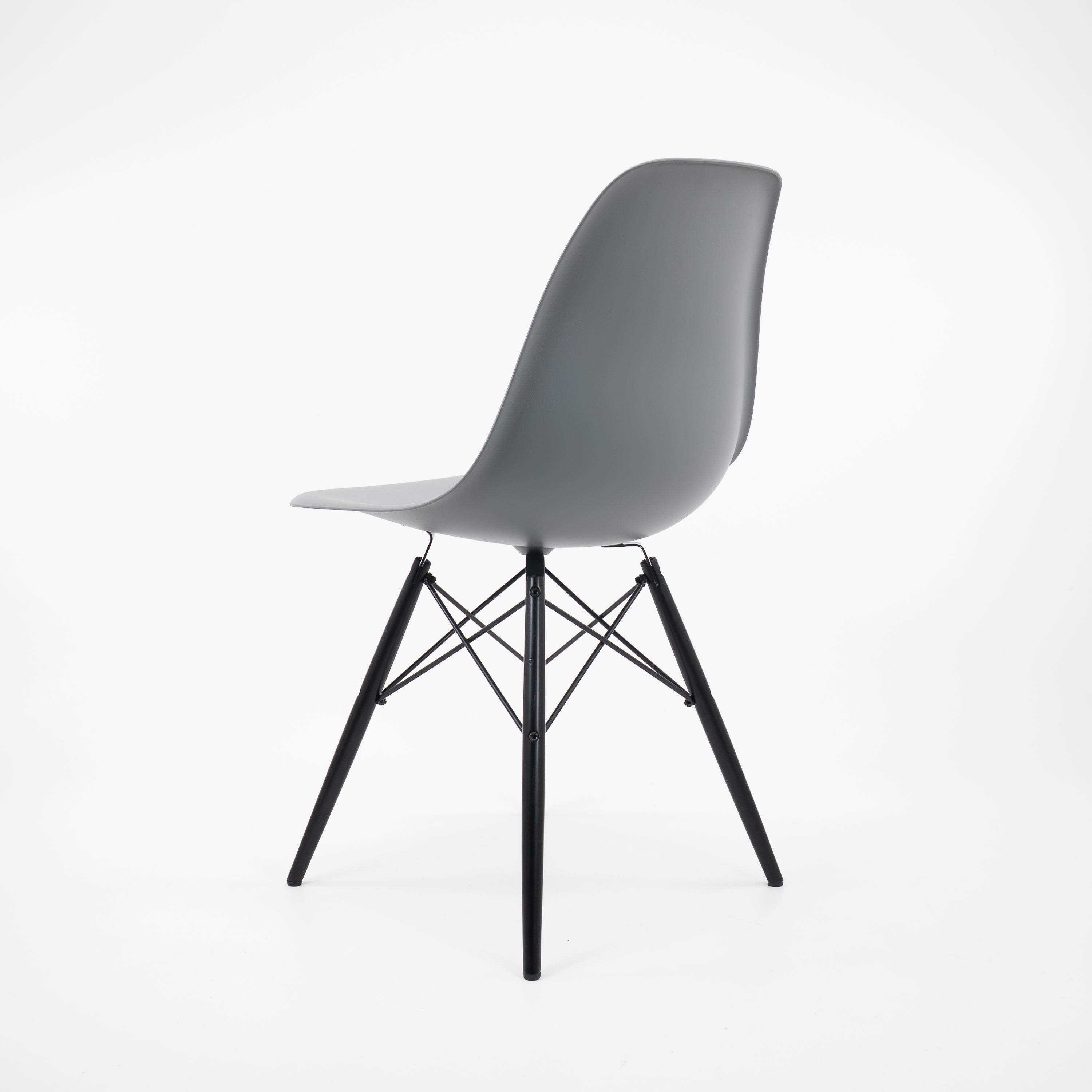 Vitra | DSW Side Chair