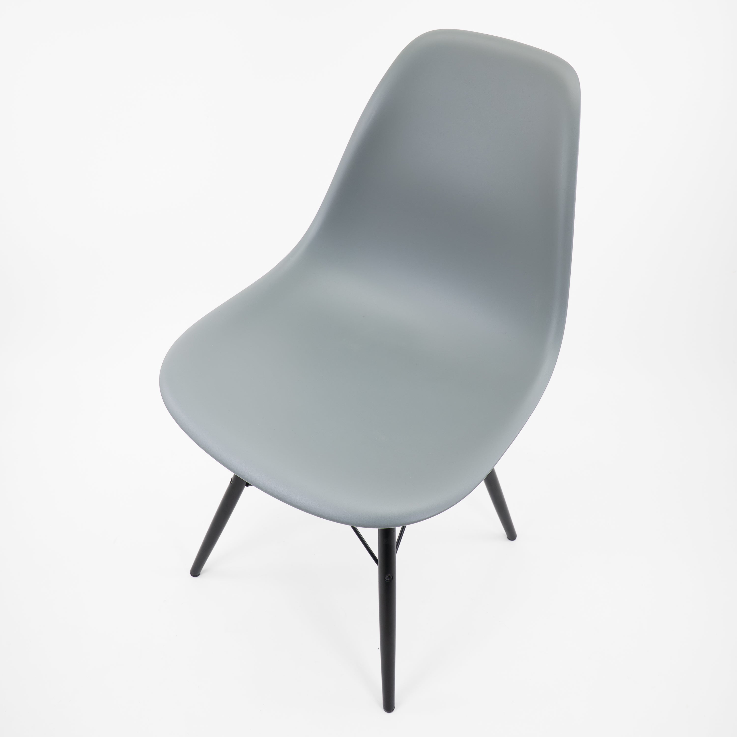 Vitra | DSW Side Chair