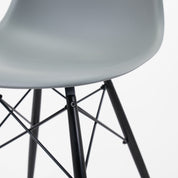 Vitra | DSW Side Chair