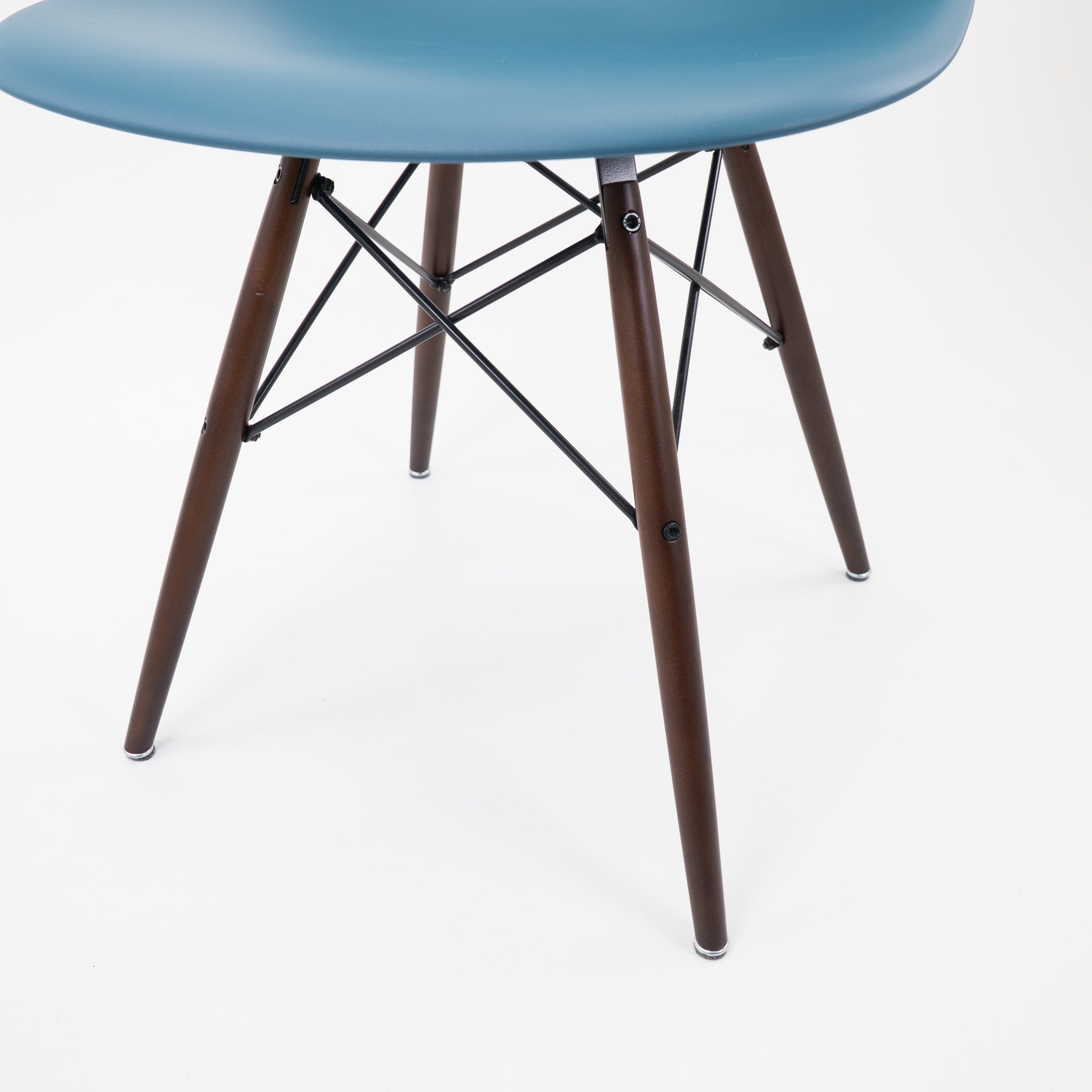 Vitra | DSW Side Chair