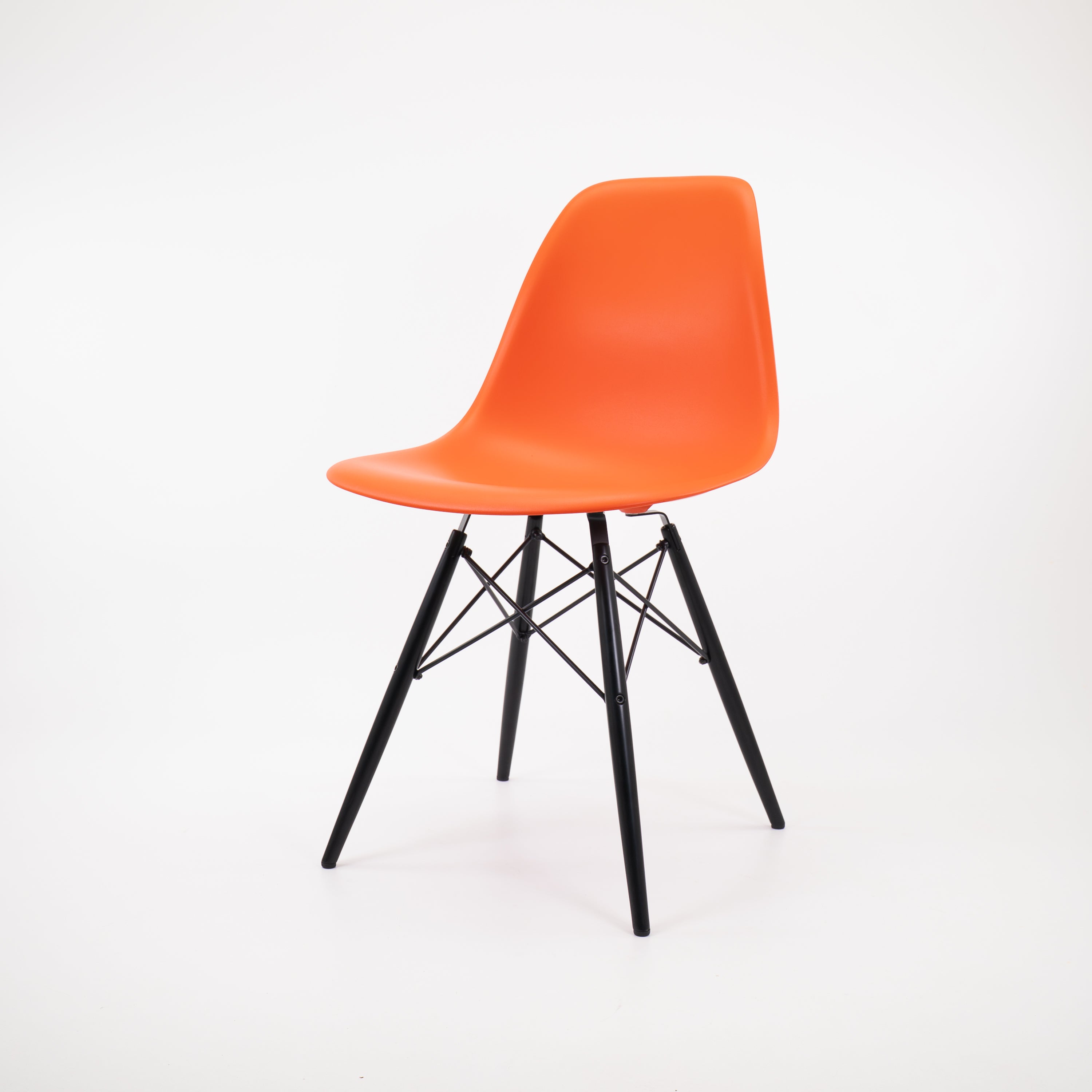Vitra | DSW Side Chair