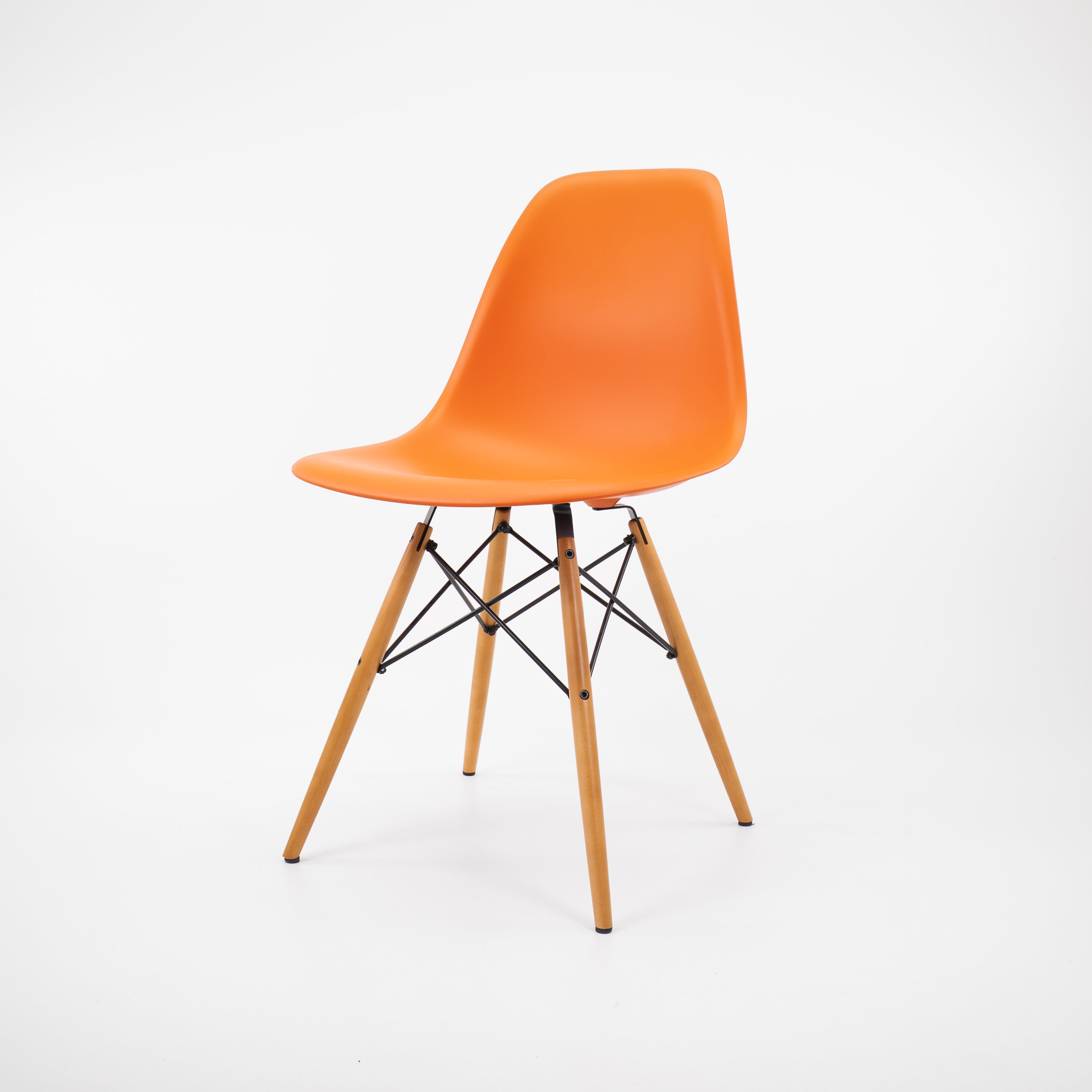Vitra | DSW Side Chair