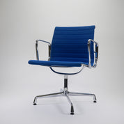 Vitra | EA108