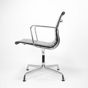 Vitra | EA108