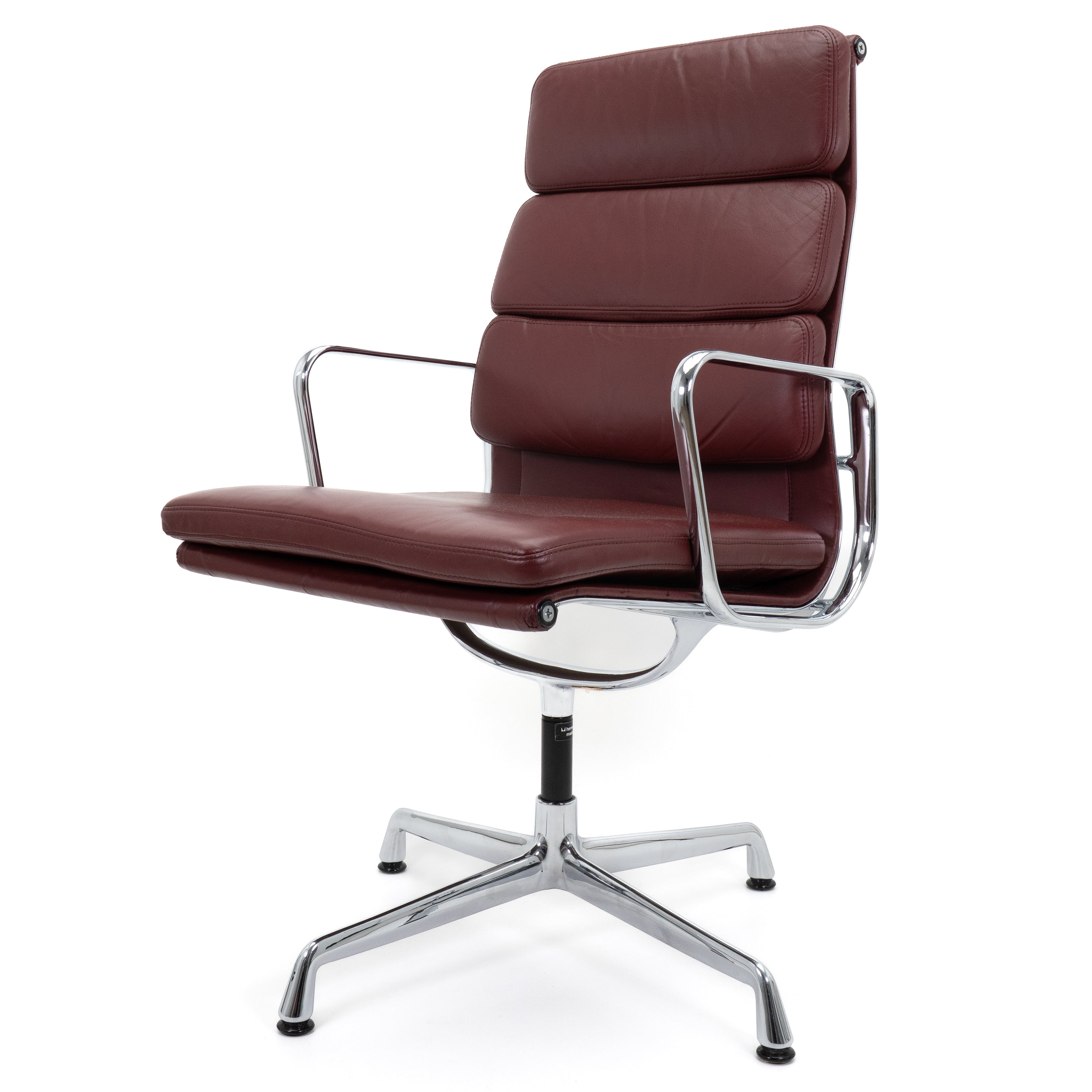 EA218-HermanMiller-BZustand-Gestell-Drehbar-Softpad-DunkelRot-01.jpg