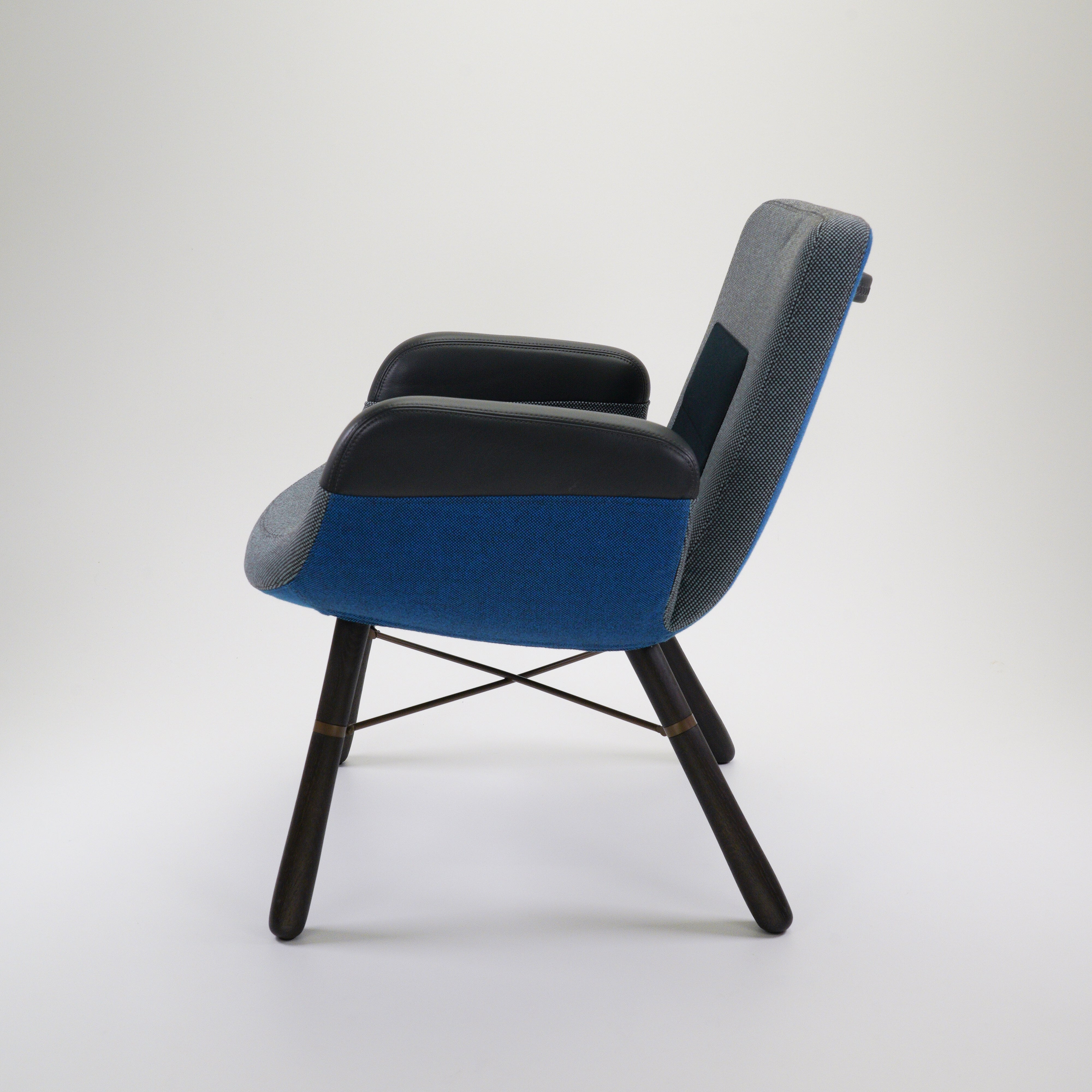 Vitra | East River Chair