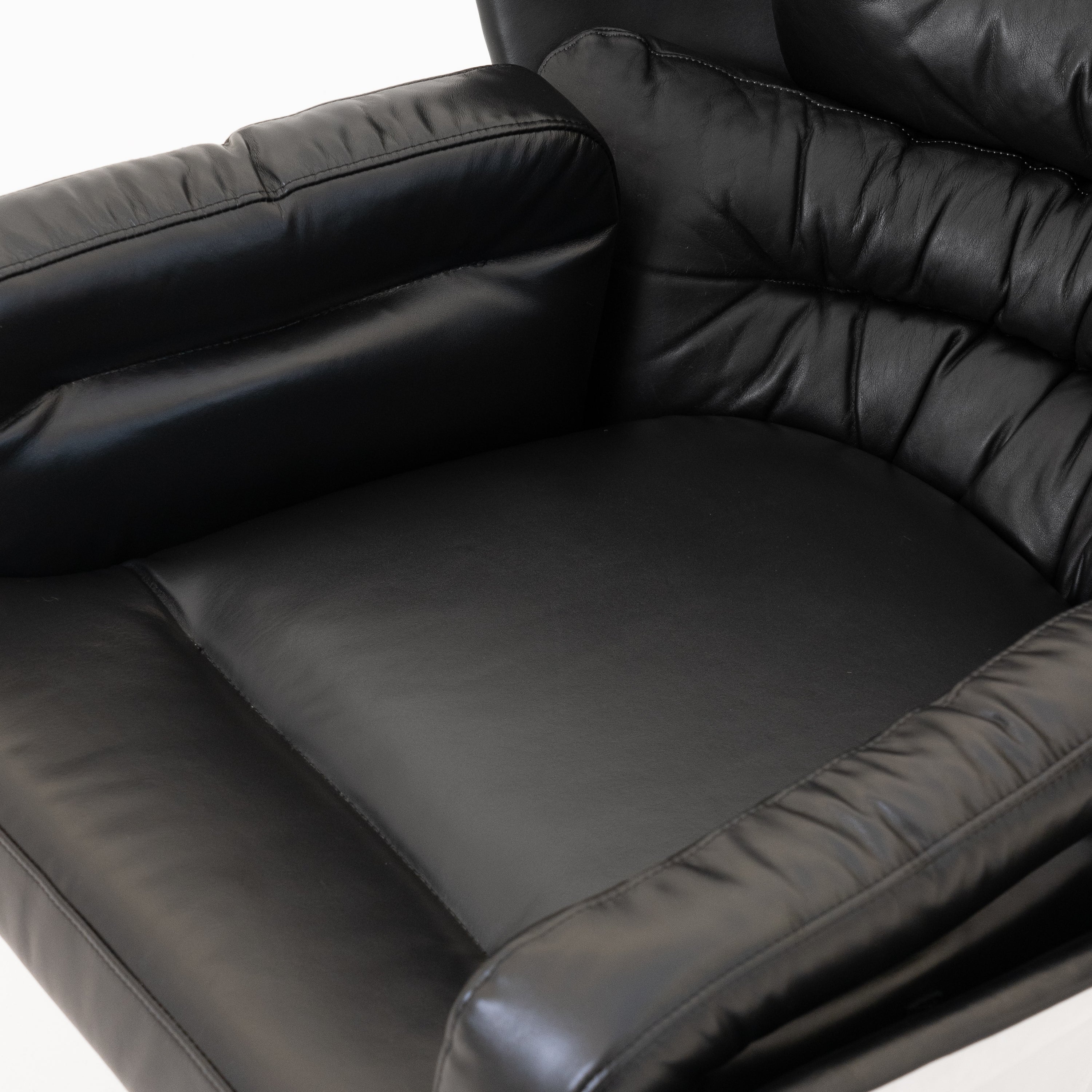 Joe Colambo | Elda Chair