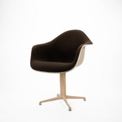 Vitra | La Fonda Armchair
