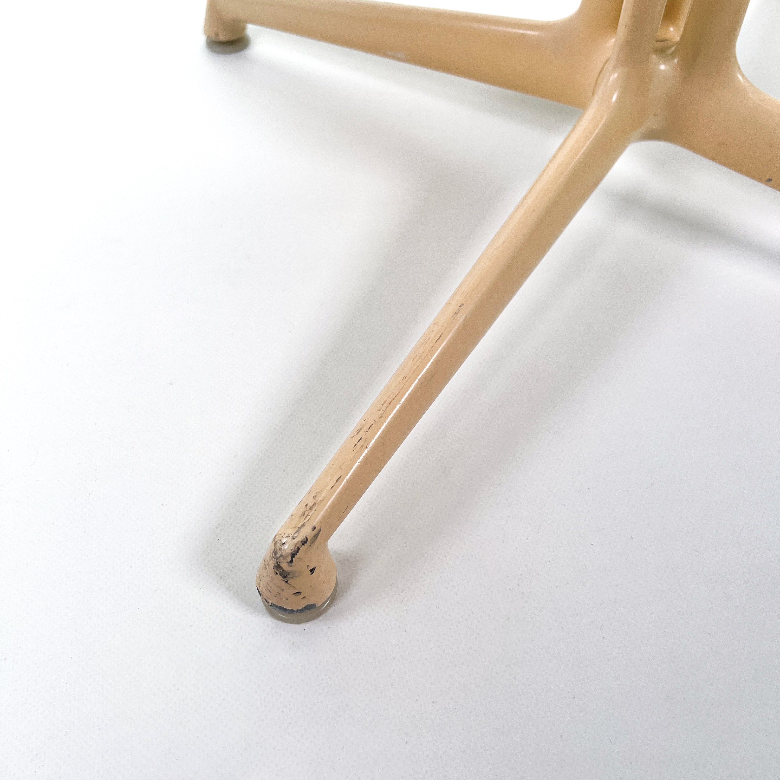 Vitra | La Fonda Dining Chair