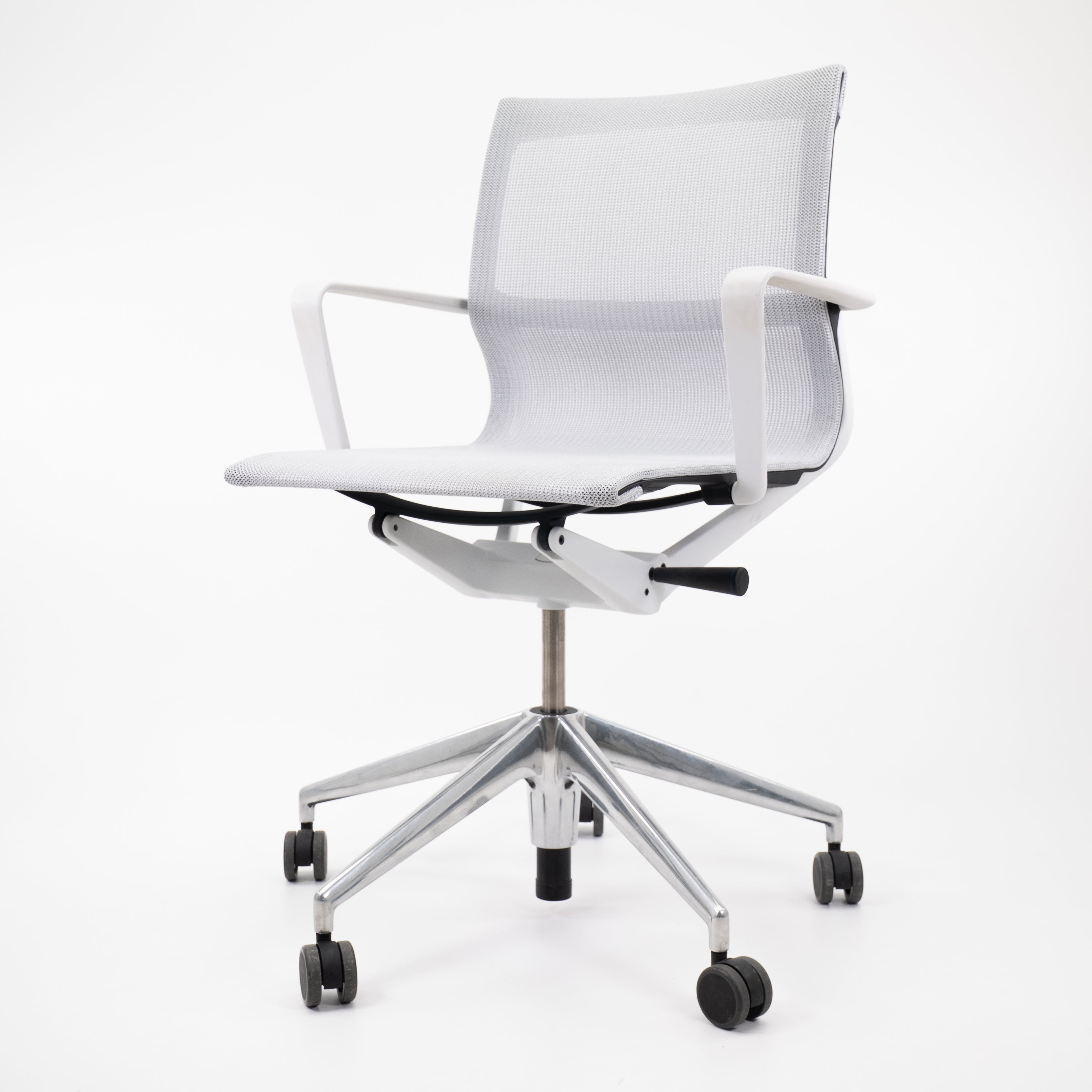 Physix-Vitra-GestellChrom-BezugGrau-B-Zustand-01.jpg