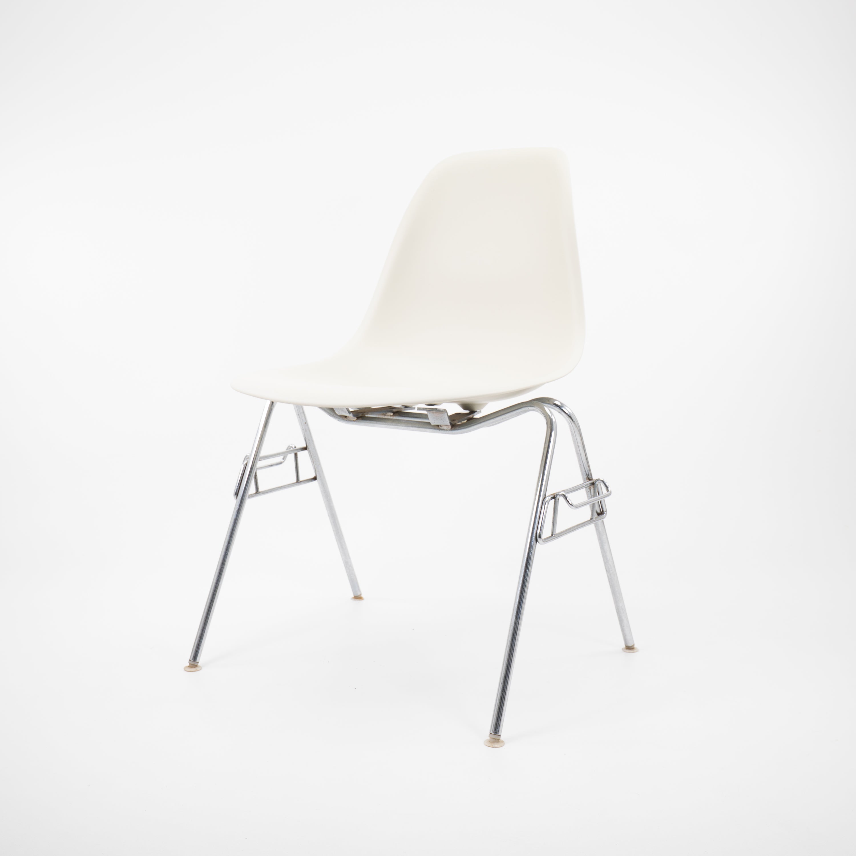Vitra | DSS Side Chair