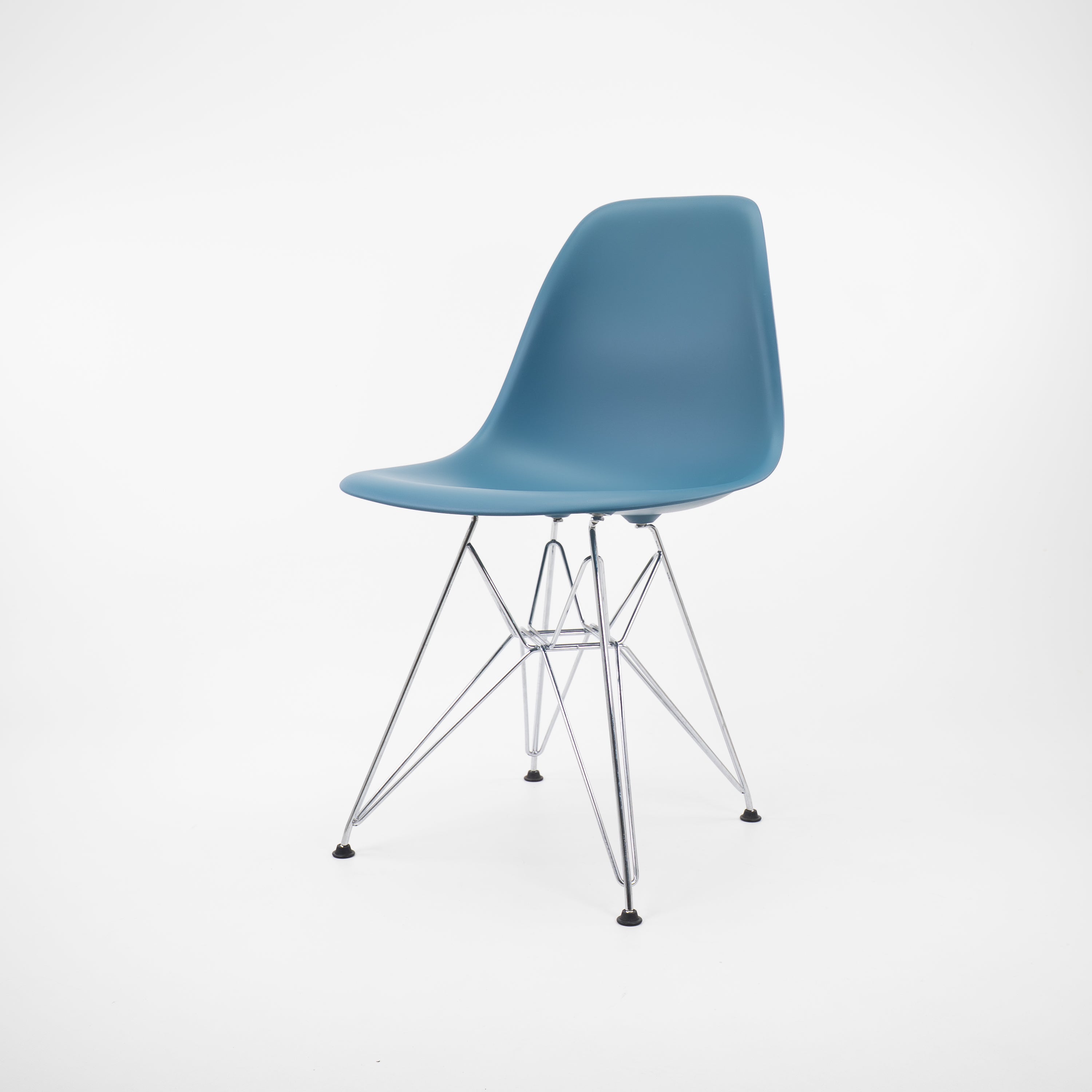Vitra | DSR Side Chair