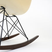 Vitra | RAR Plastic Armchair