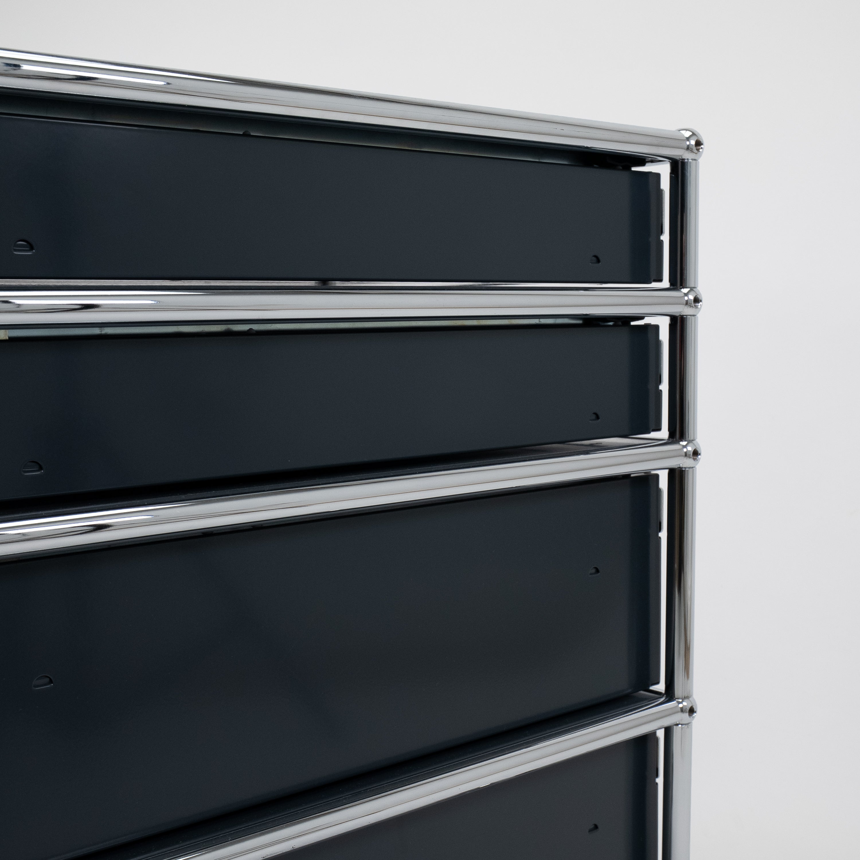 USM Haller | Rollcontainer