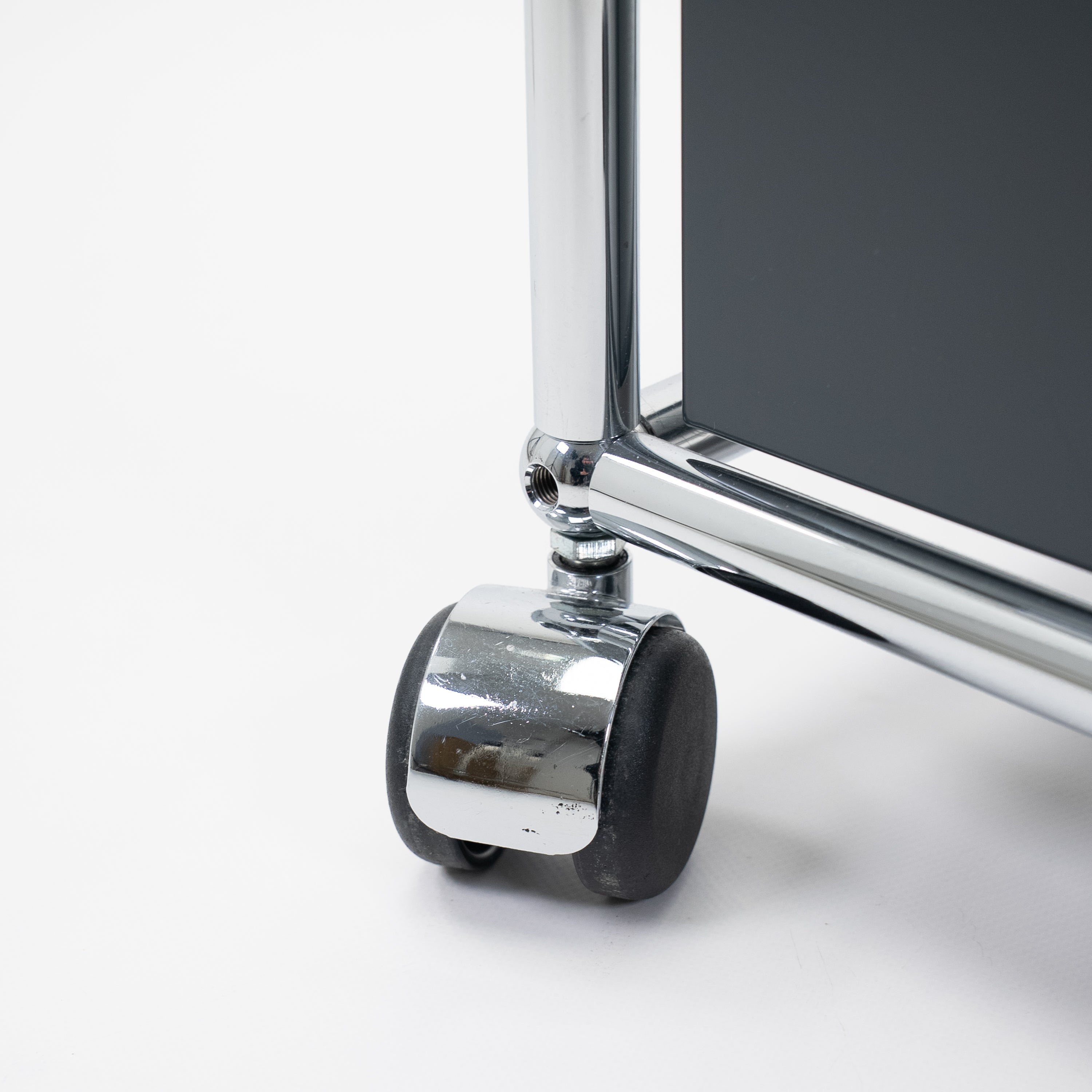 USM Haller | Rollcontainer