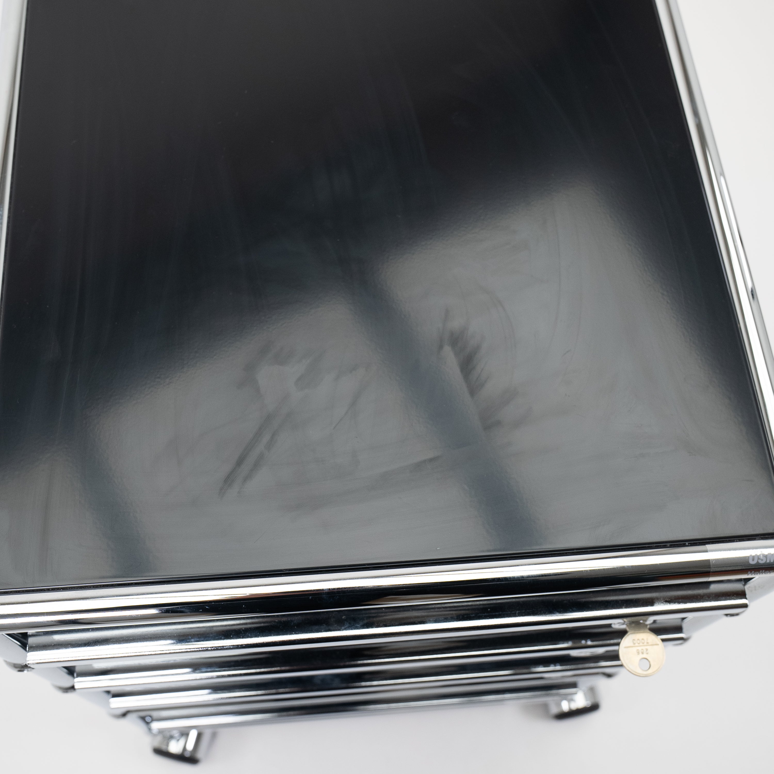 USM Haller | Rollcontainer