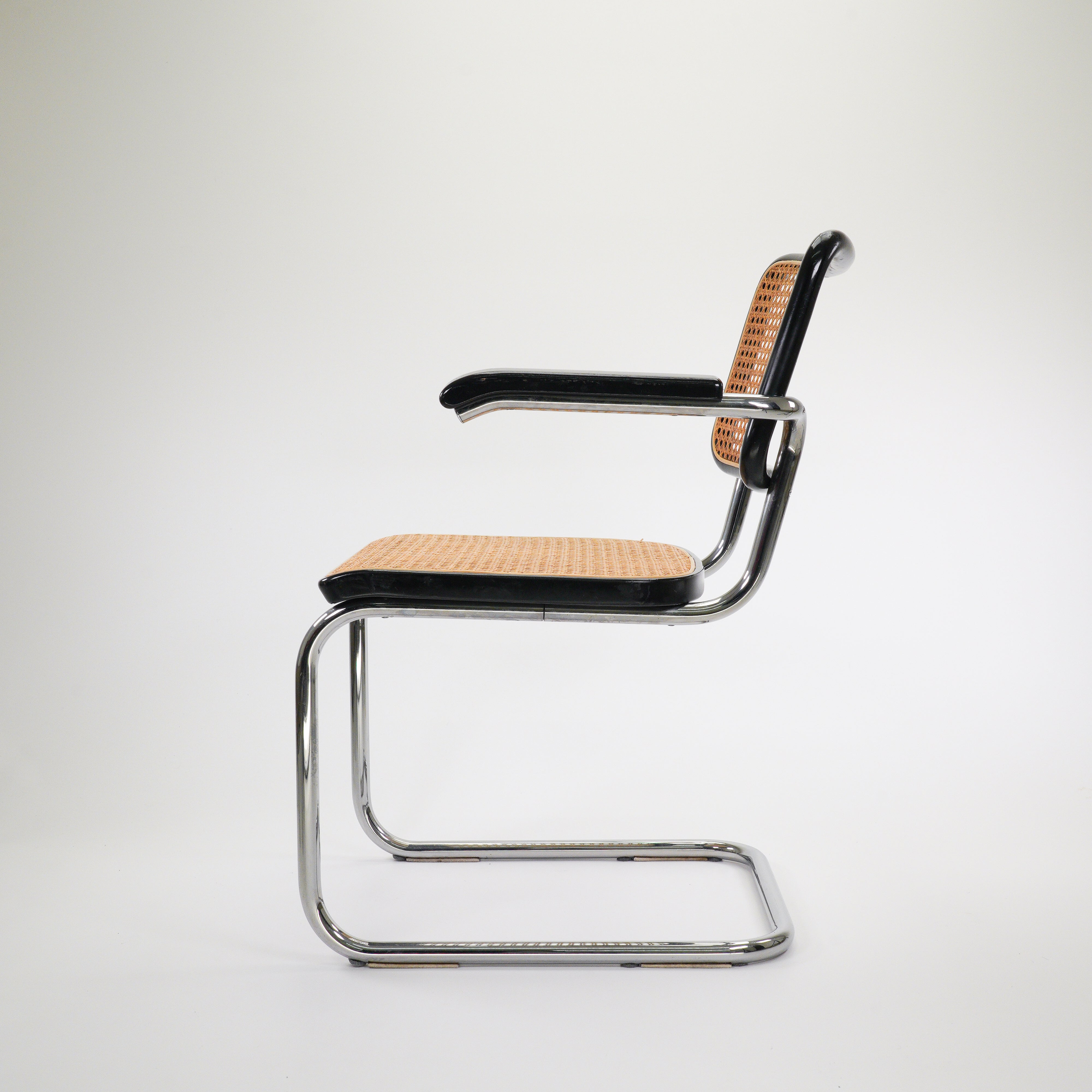 S64-Thonet-BZustand-Gestell-Chrom-Variante-GeflechtNatur-2.jpg