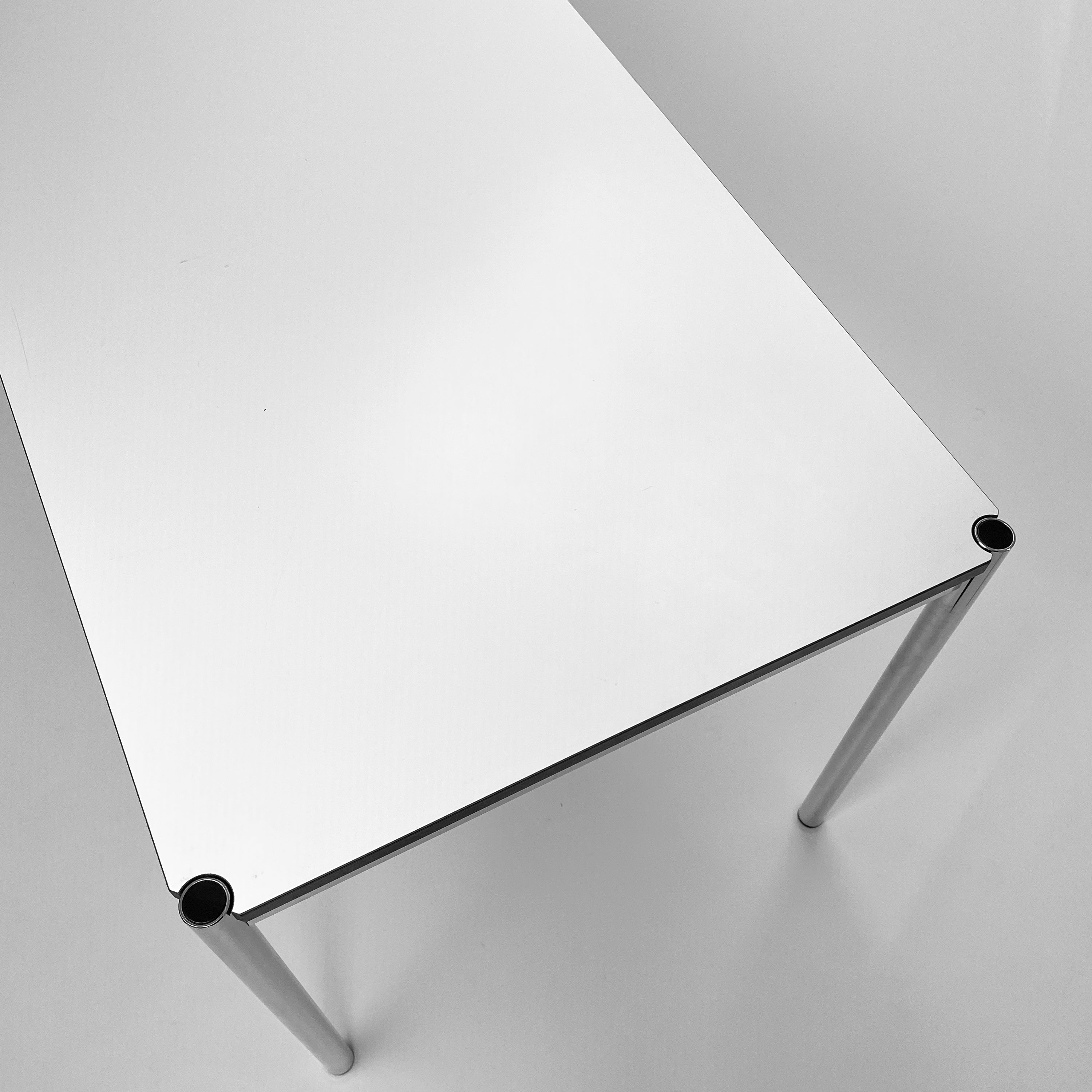 USM | Schreibtisch 175x75