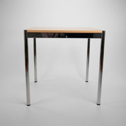 USM | Schreibtisch 75x75