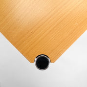 USM | Schreibtisch 75x75