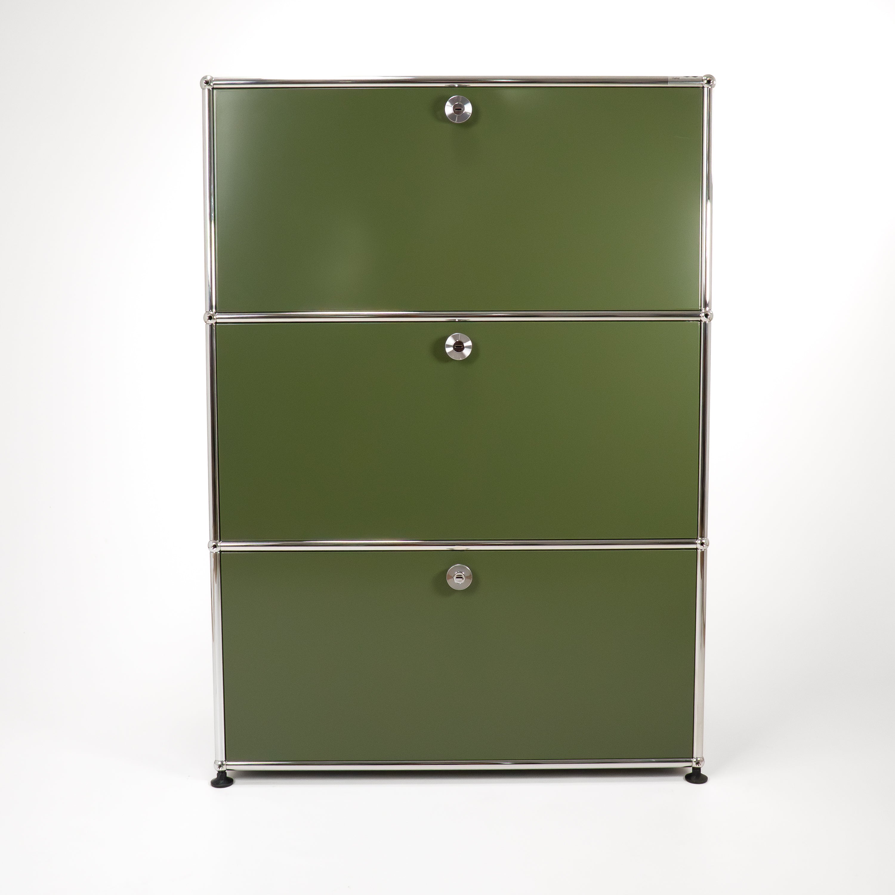 SideBord3Faecher-USMHaller-B-Zustand-Olive-01.jpg