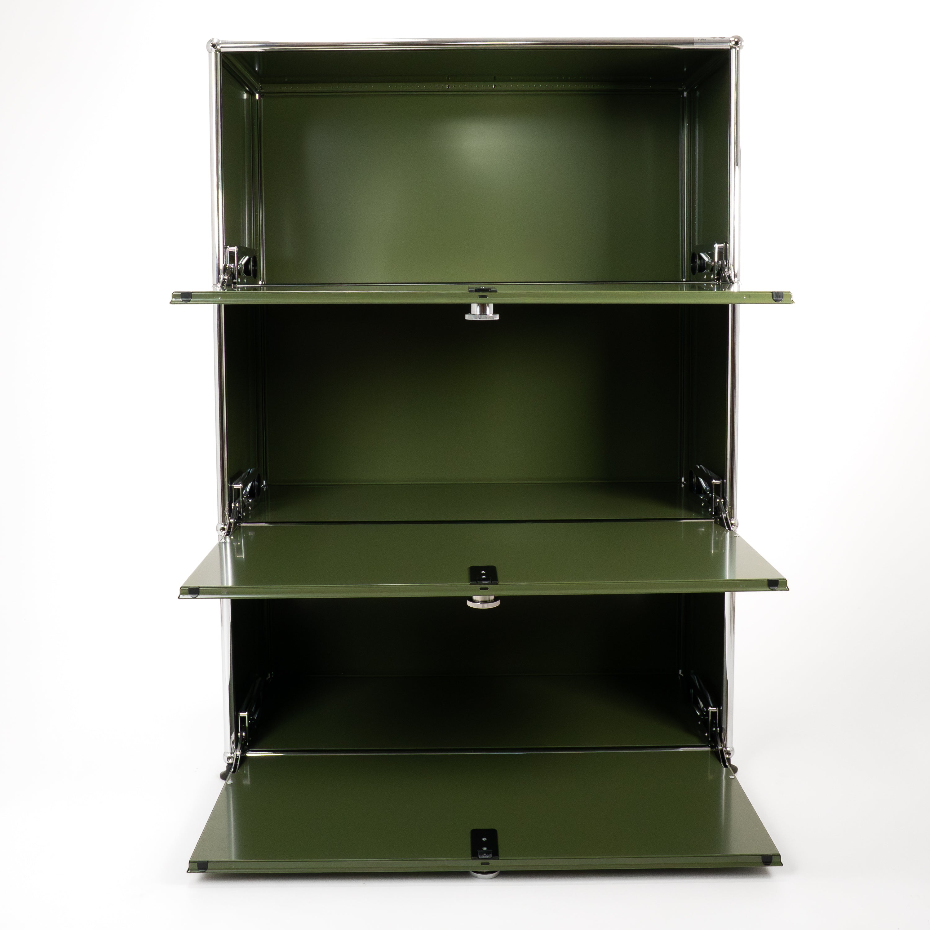 SideBord3Faecher-USMHaller-B-Zustand-Olive-02.jpg