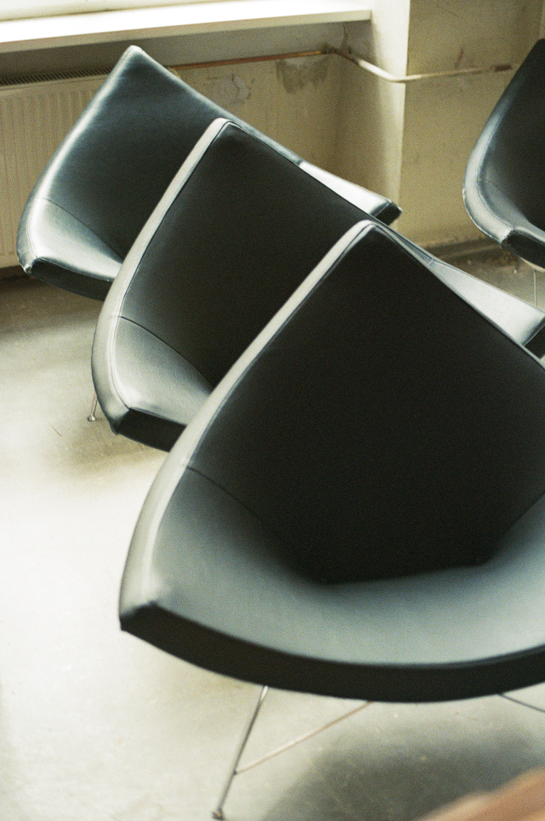 Webshop_Grid_Desktop_-_Coconut_Chairs.png