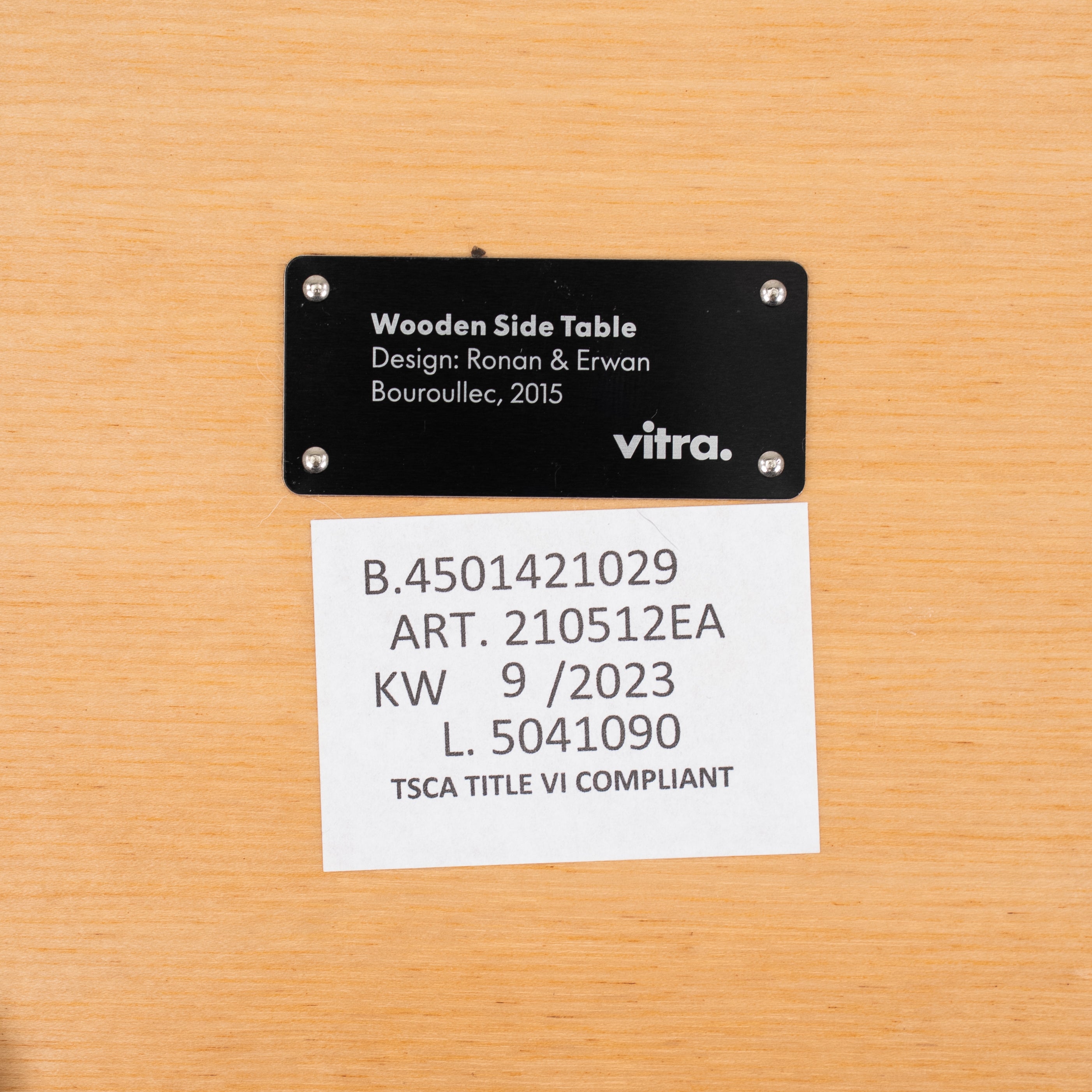 Vitra | Wooden Side Table