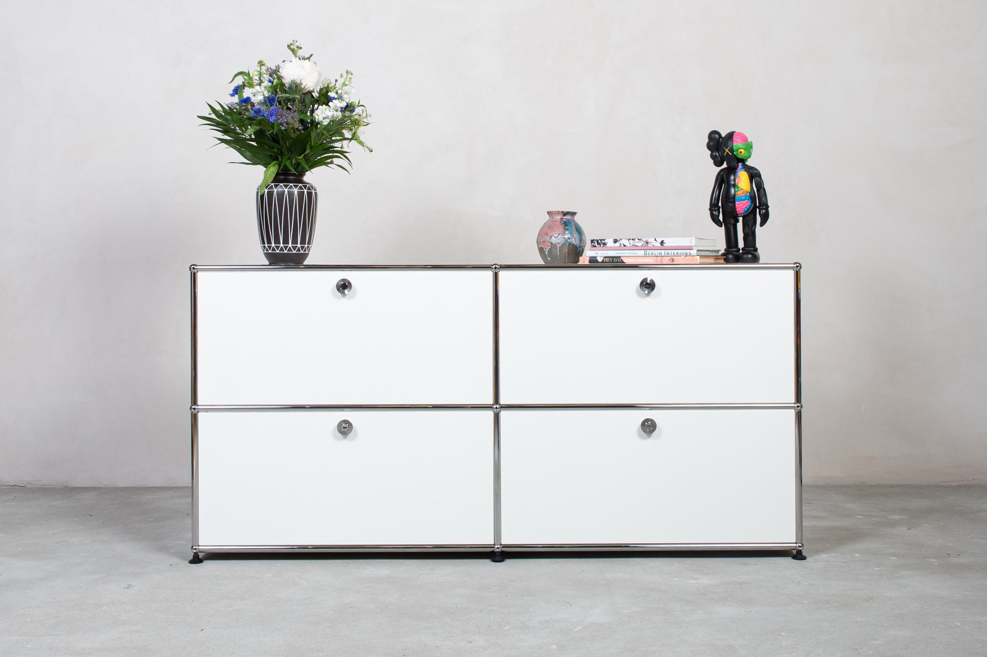 USM Sideboard 2x2 Fächer mit Klappen