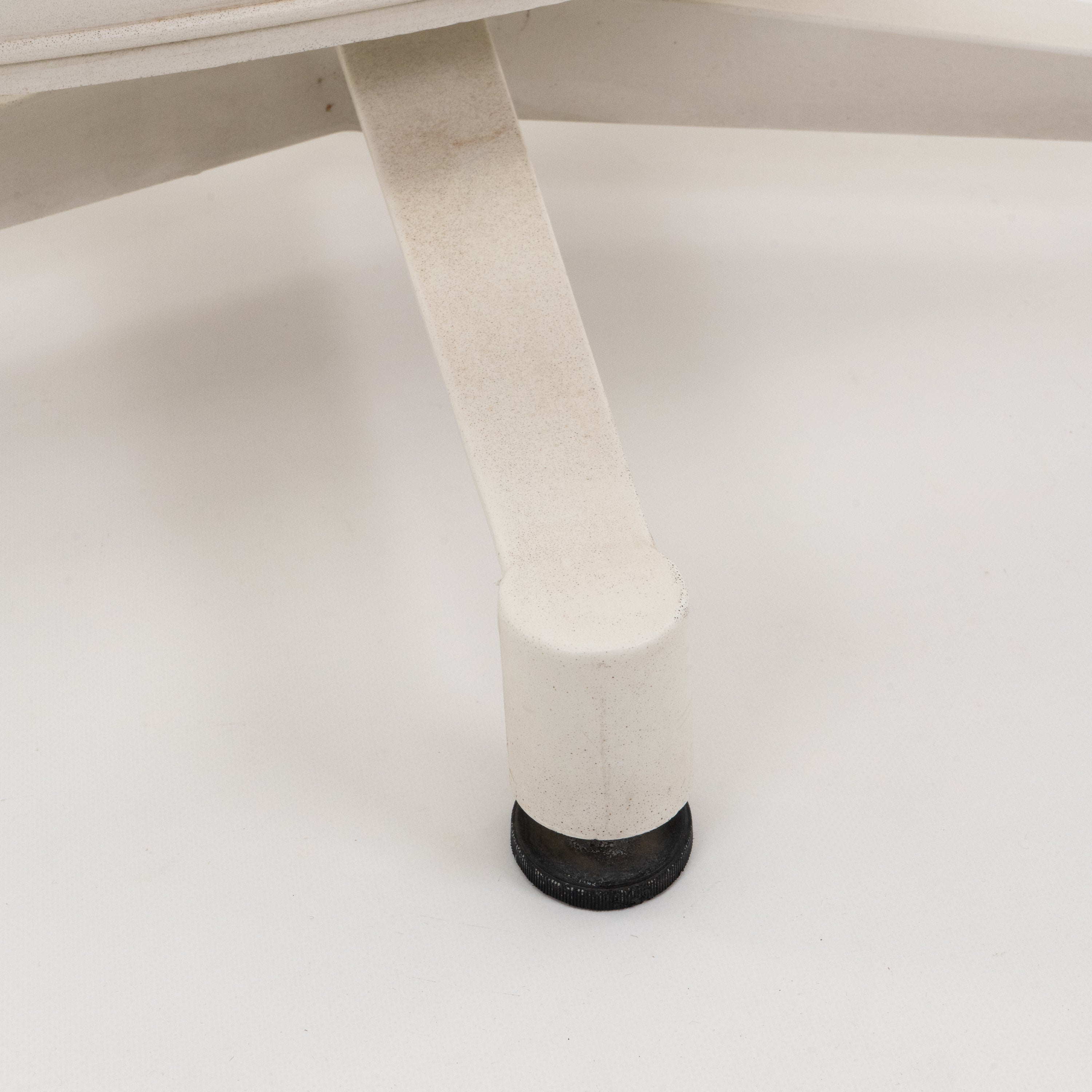 MAL | 1956 Chair mit Ottoman