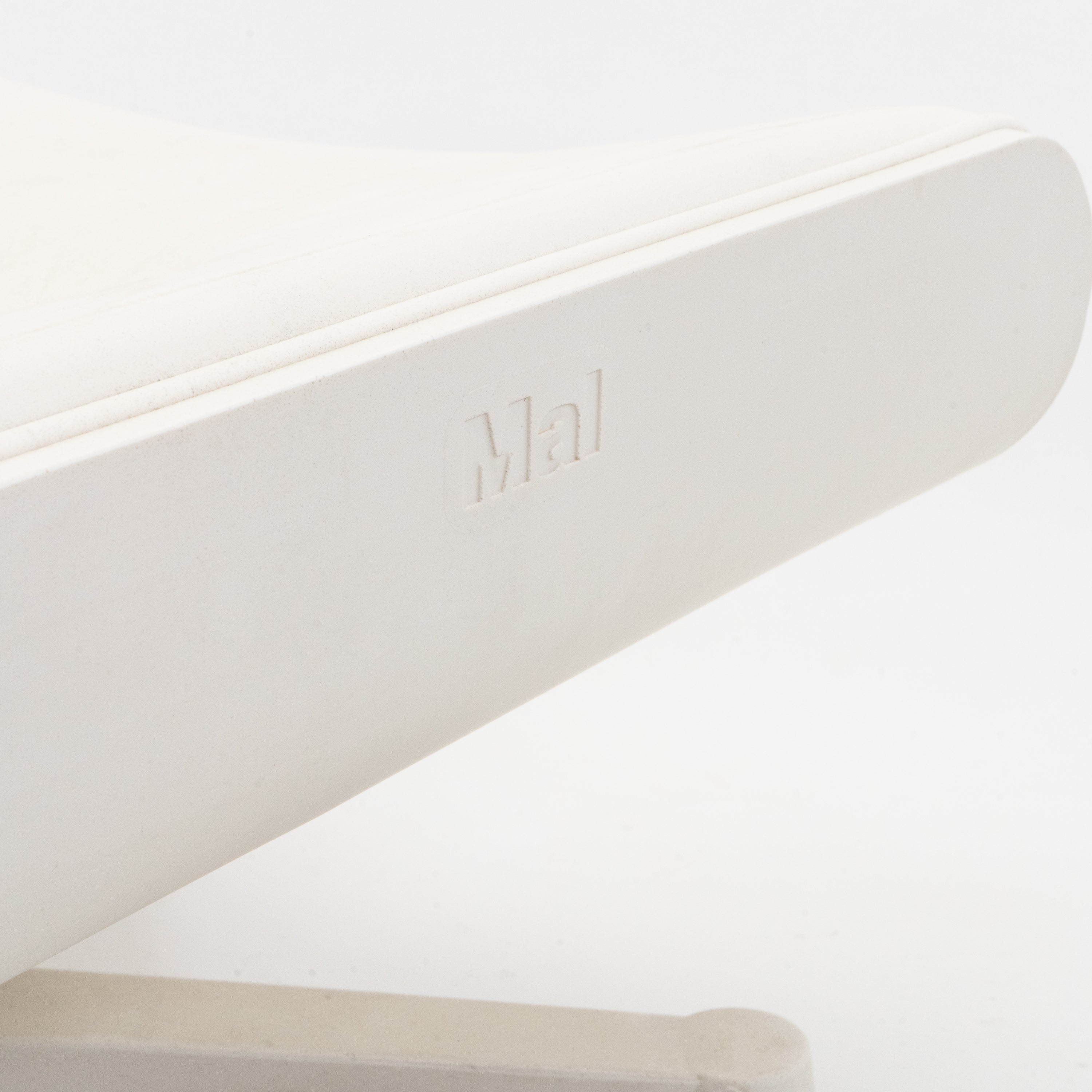 MAL | 1956 Chair mit Ottoman