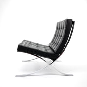 Knoll International | Barcelona Chair