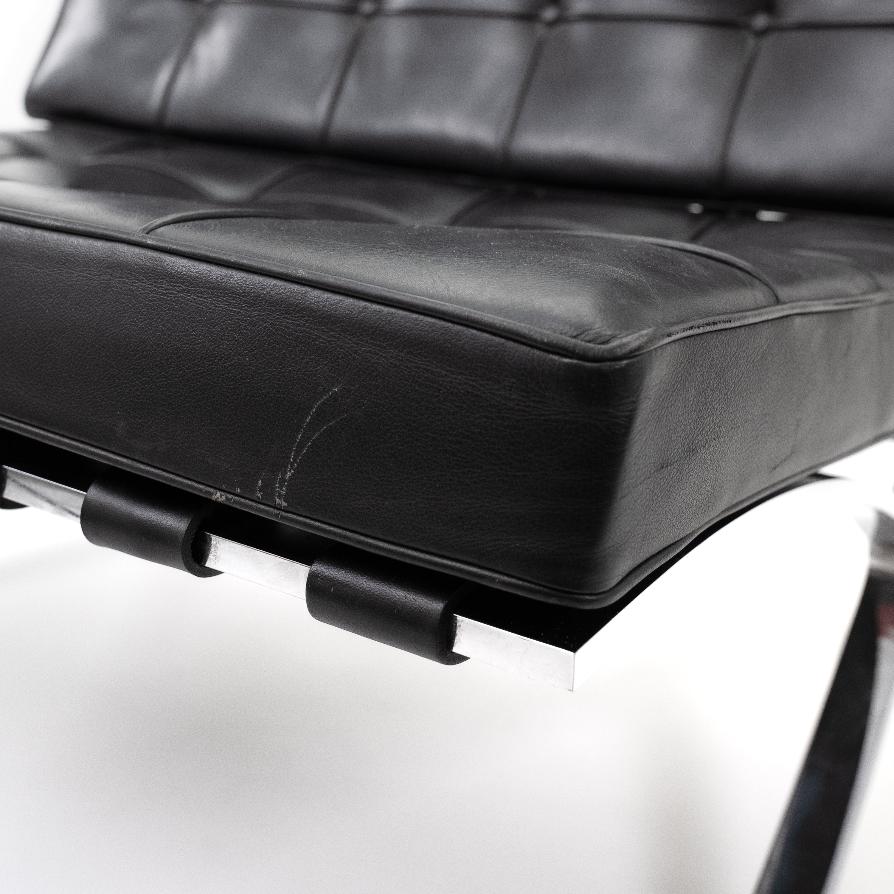 Knoll International | Barcelona Chair