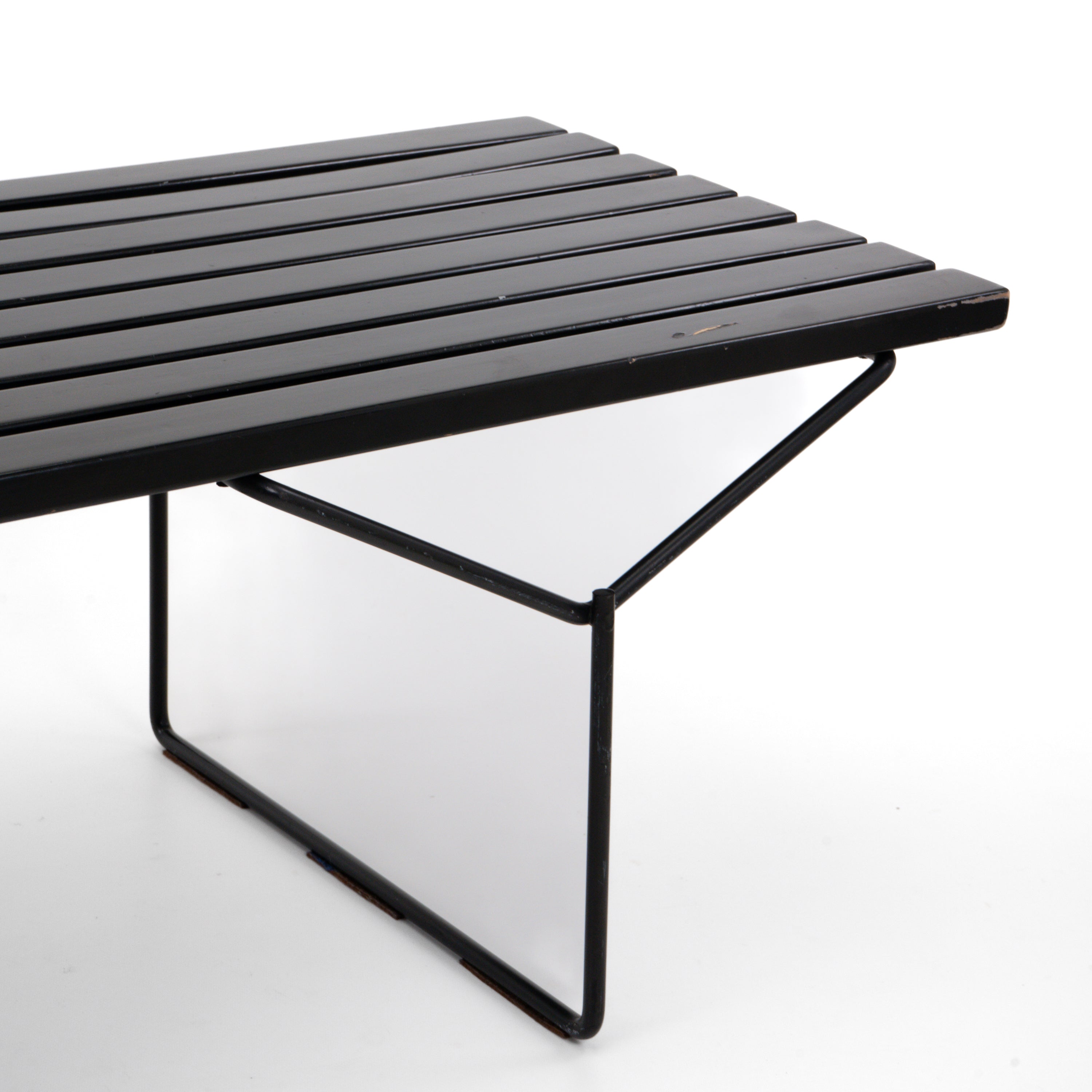 Knoll International | Bertoia Lattenbank