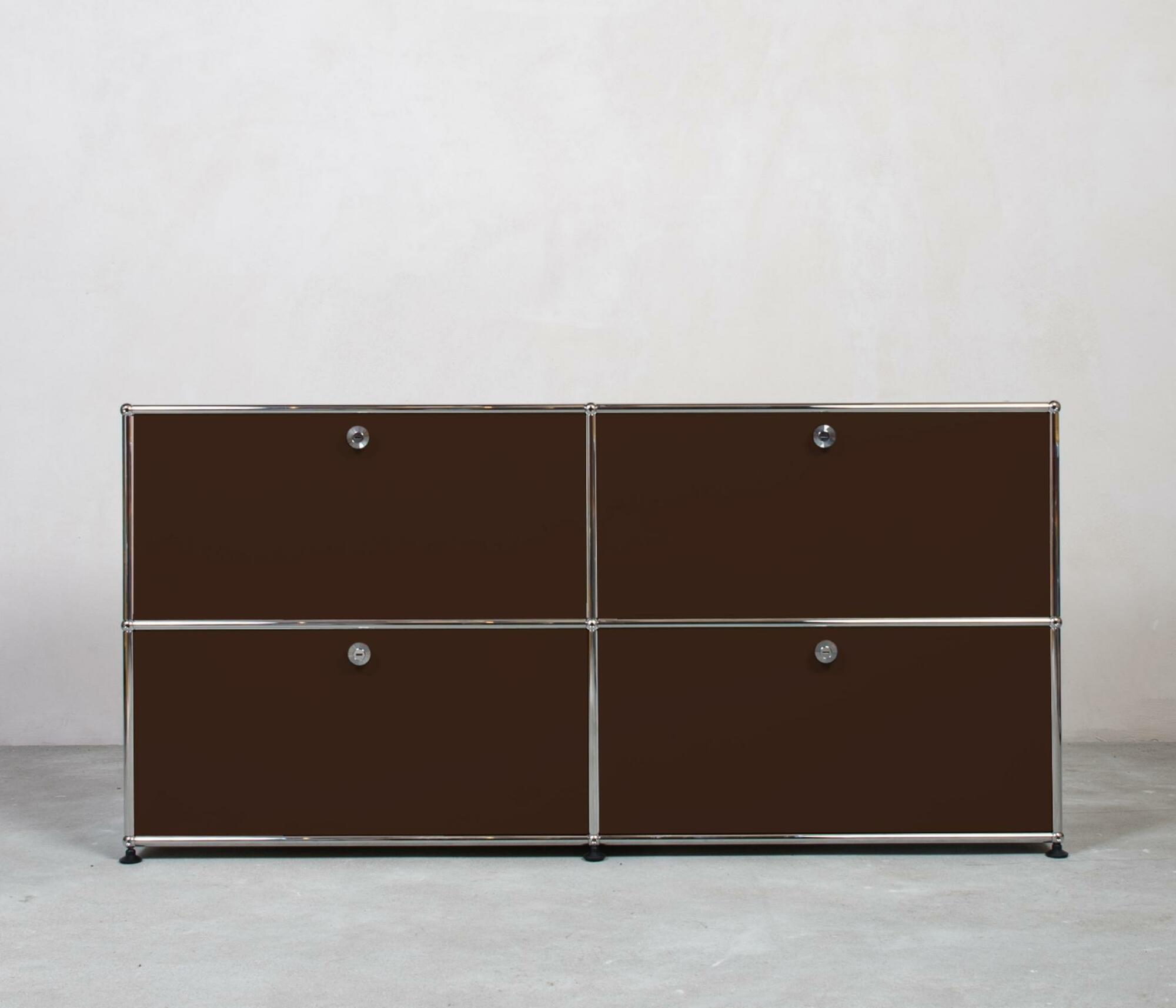 USM Haller | Sideboard | 2x2 Fächer mit Klappen