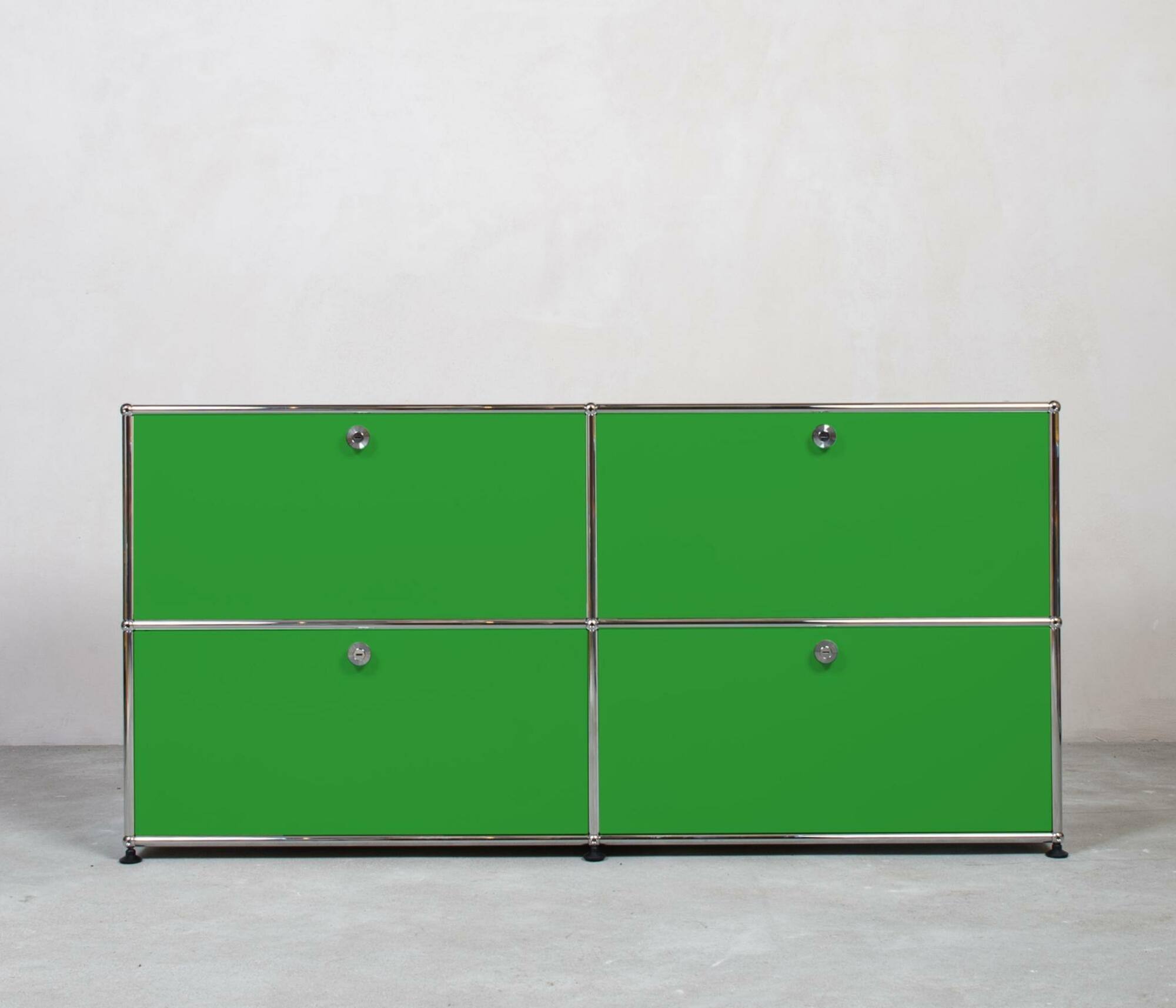 USM Haller | Sideboard | 2x2 Fächer mit Klappen