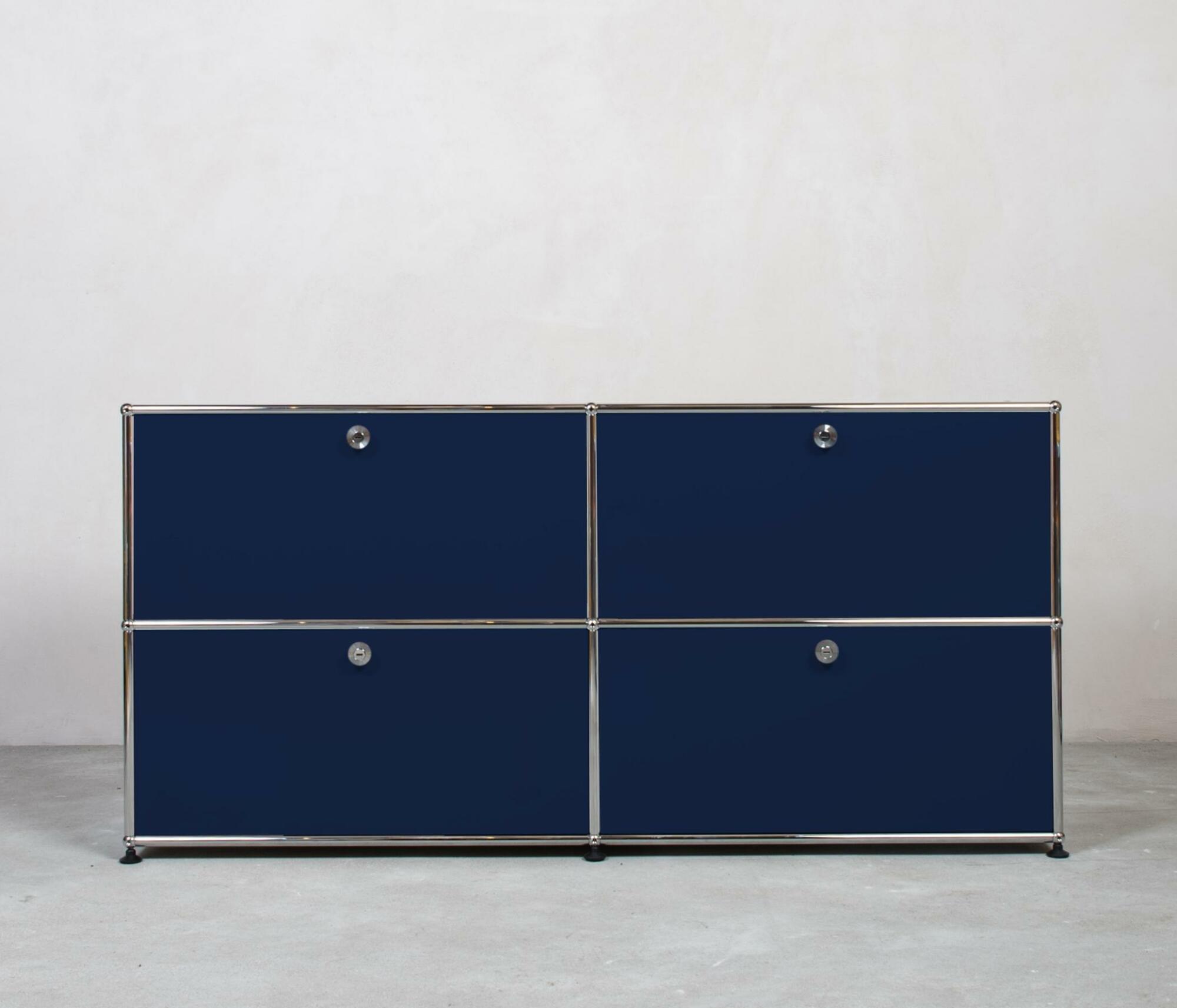 USM Haller | Sideboard | 2x2 Fächer mit Klappen