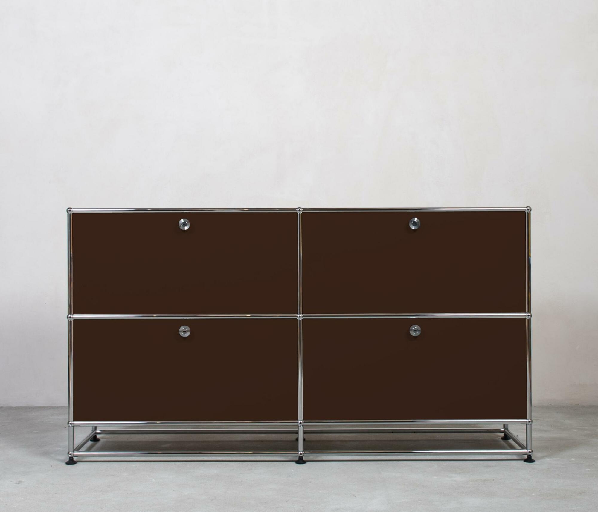 USM Haller |  Sideboard | 2x2 Fächer mit Unterbau