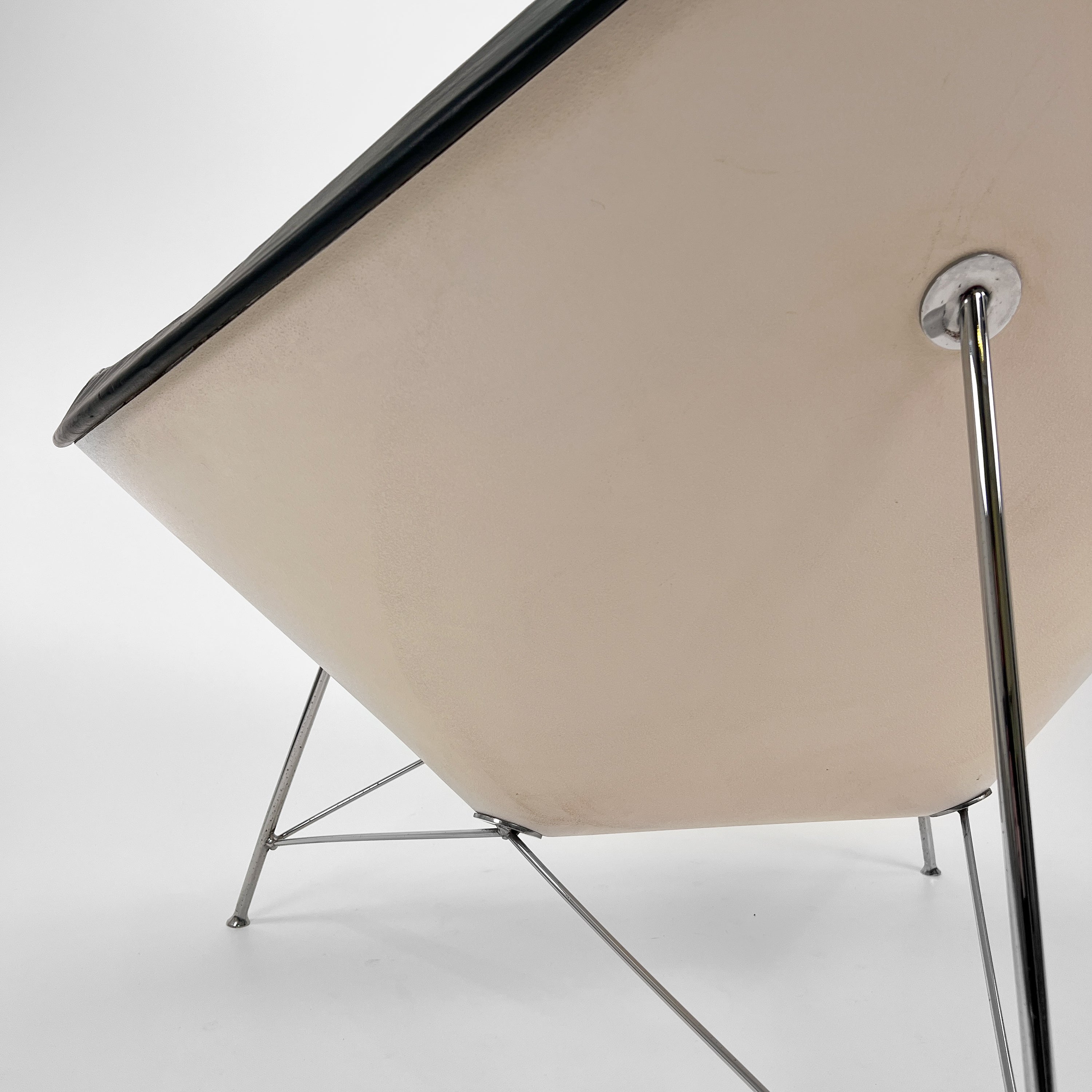 Vitra | Coconut Chair