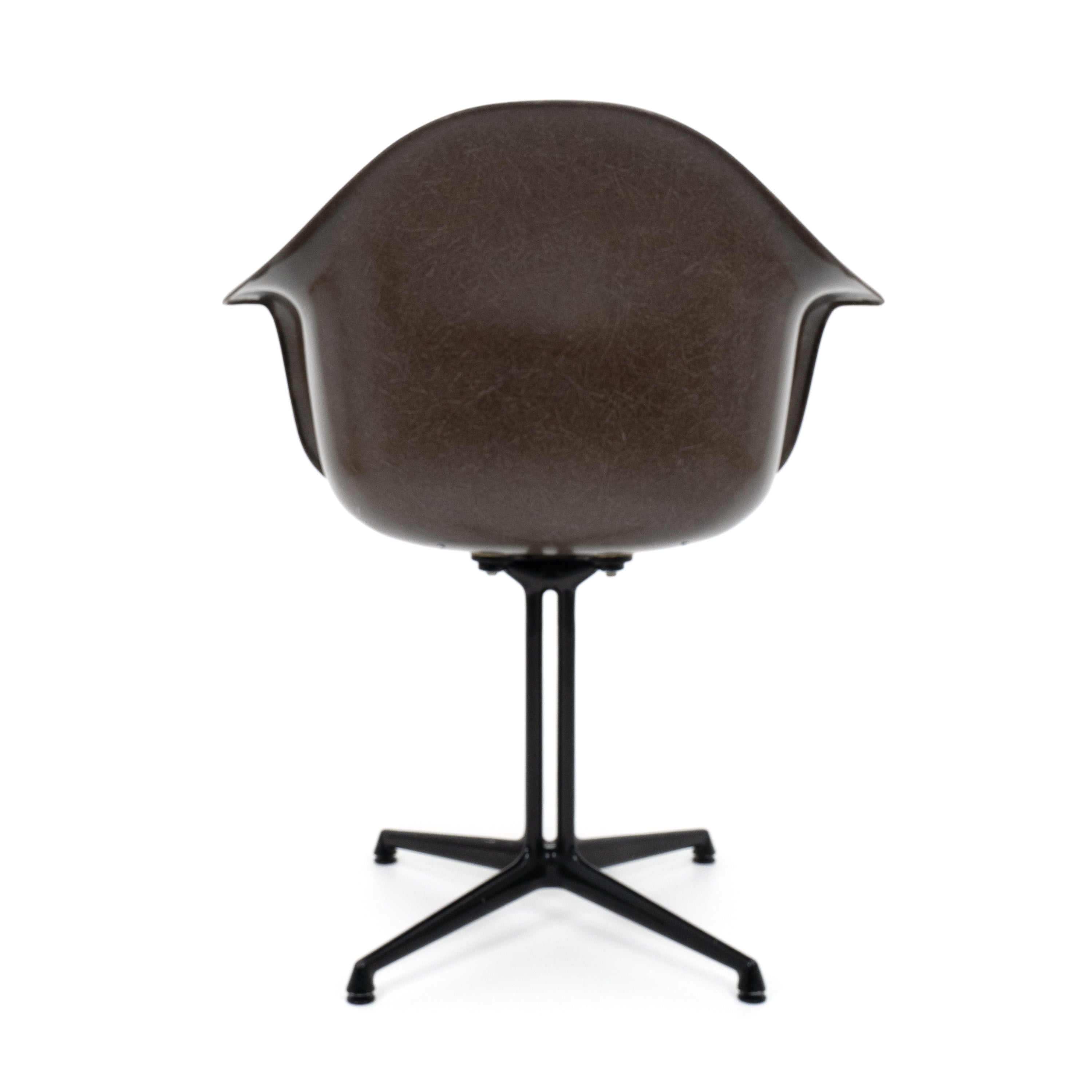 Vitra | DAL Armchair